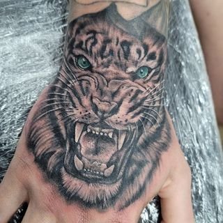Alana Donnelly | Main Street  Tattoo | Wishaw, Scotland
