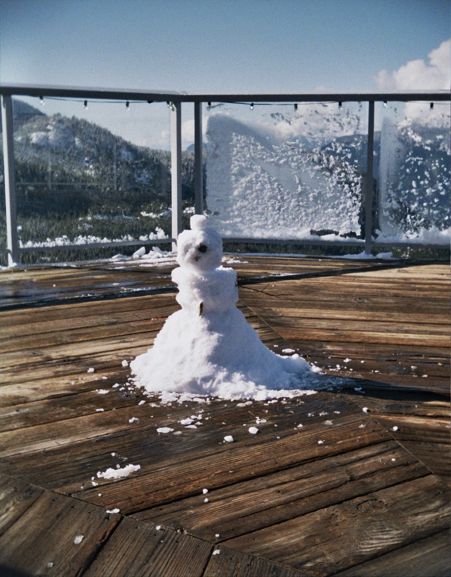 some kids snowman.jpg