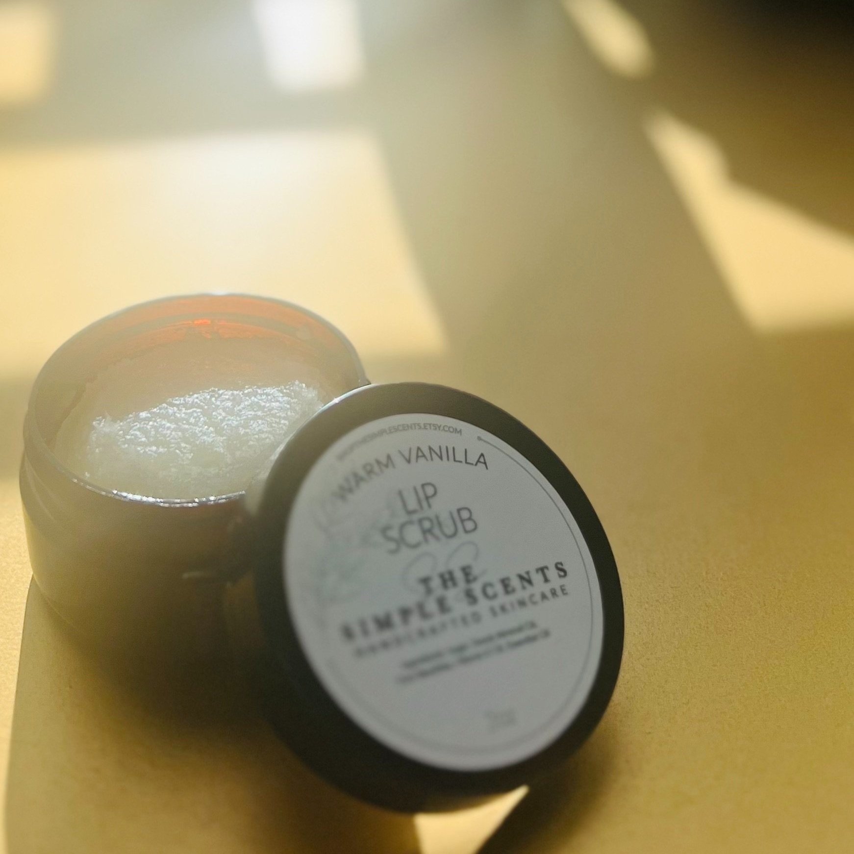 Lip+Scrub++_+Spring+24.jpg
