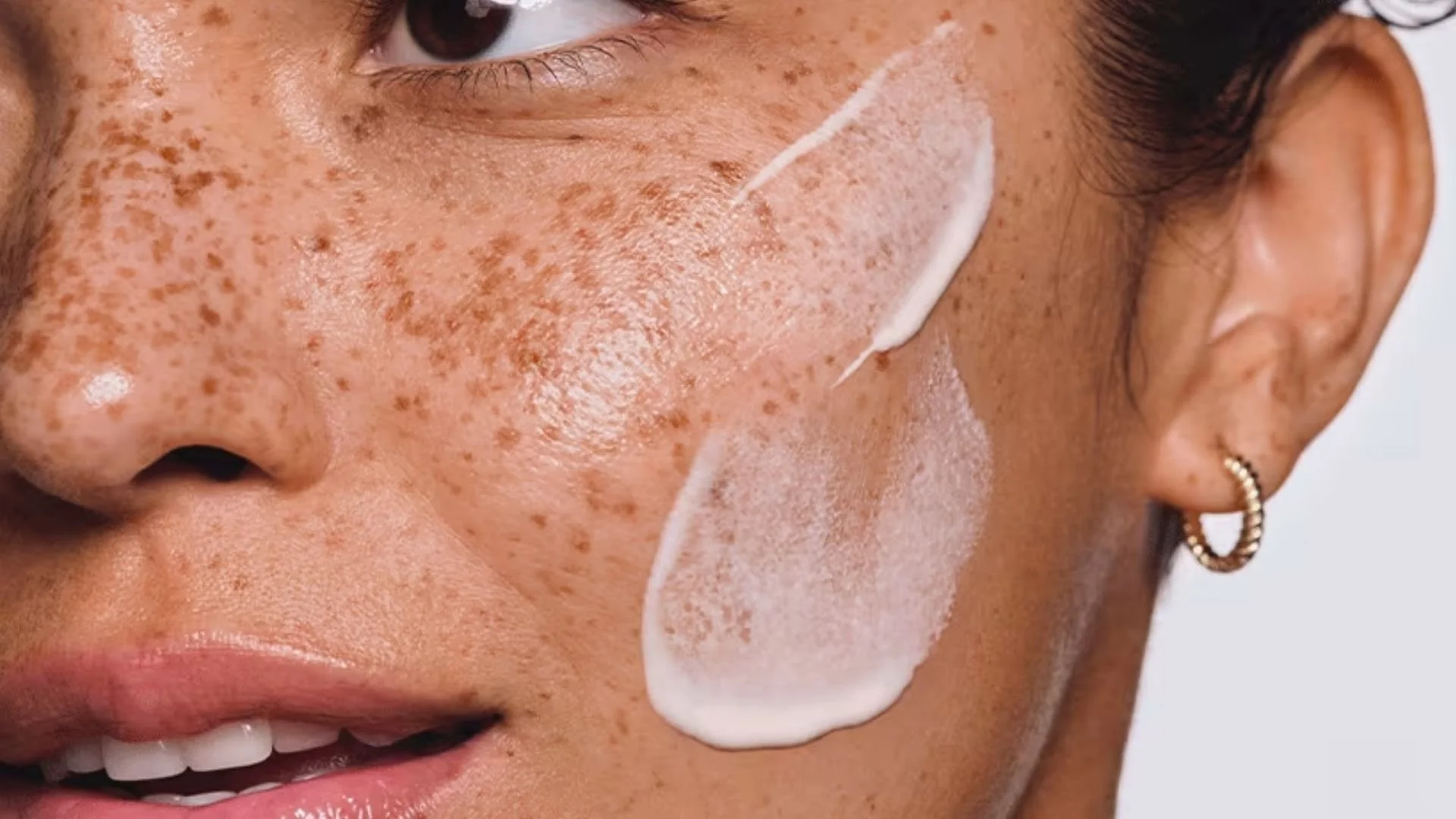 Skin feeling itchy and dry? That’s Winter!