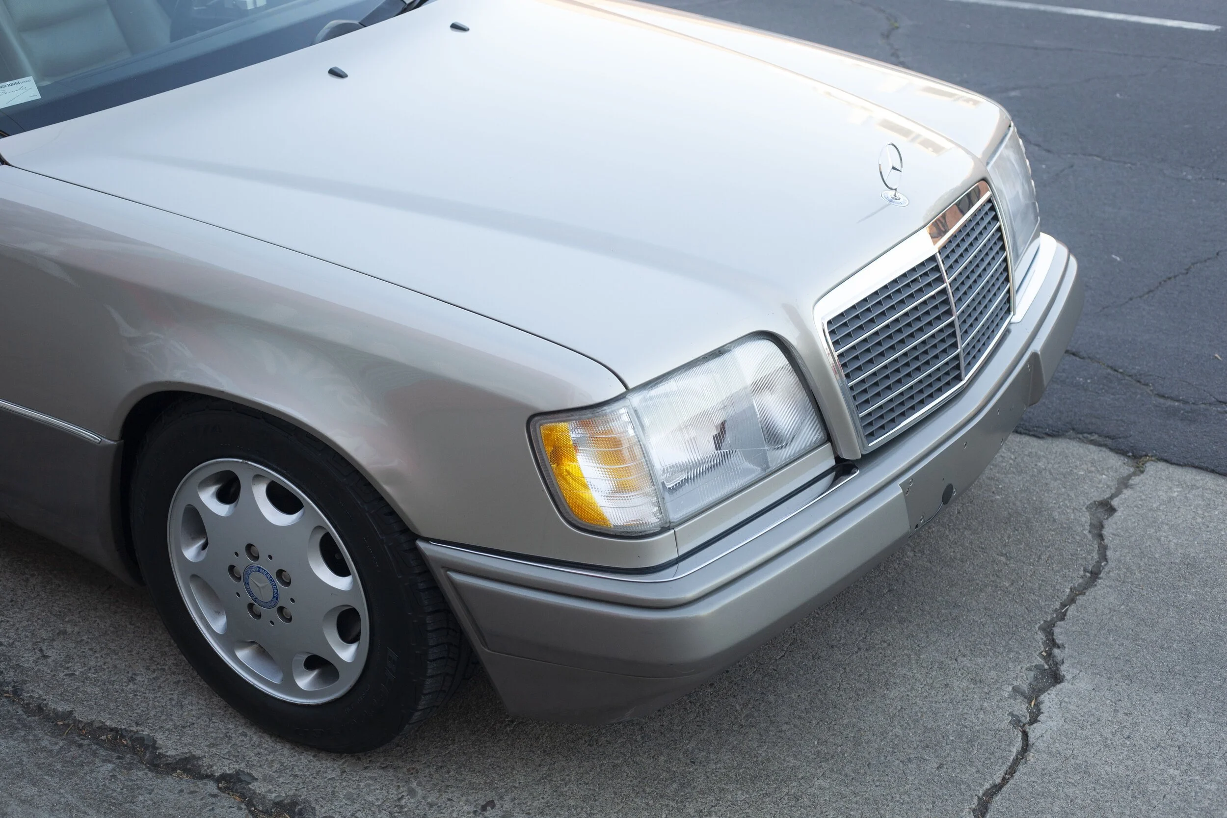 1994_MercedesBenz_W124_E320_4.jpg