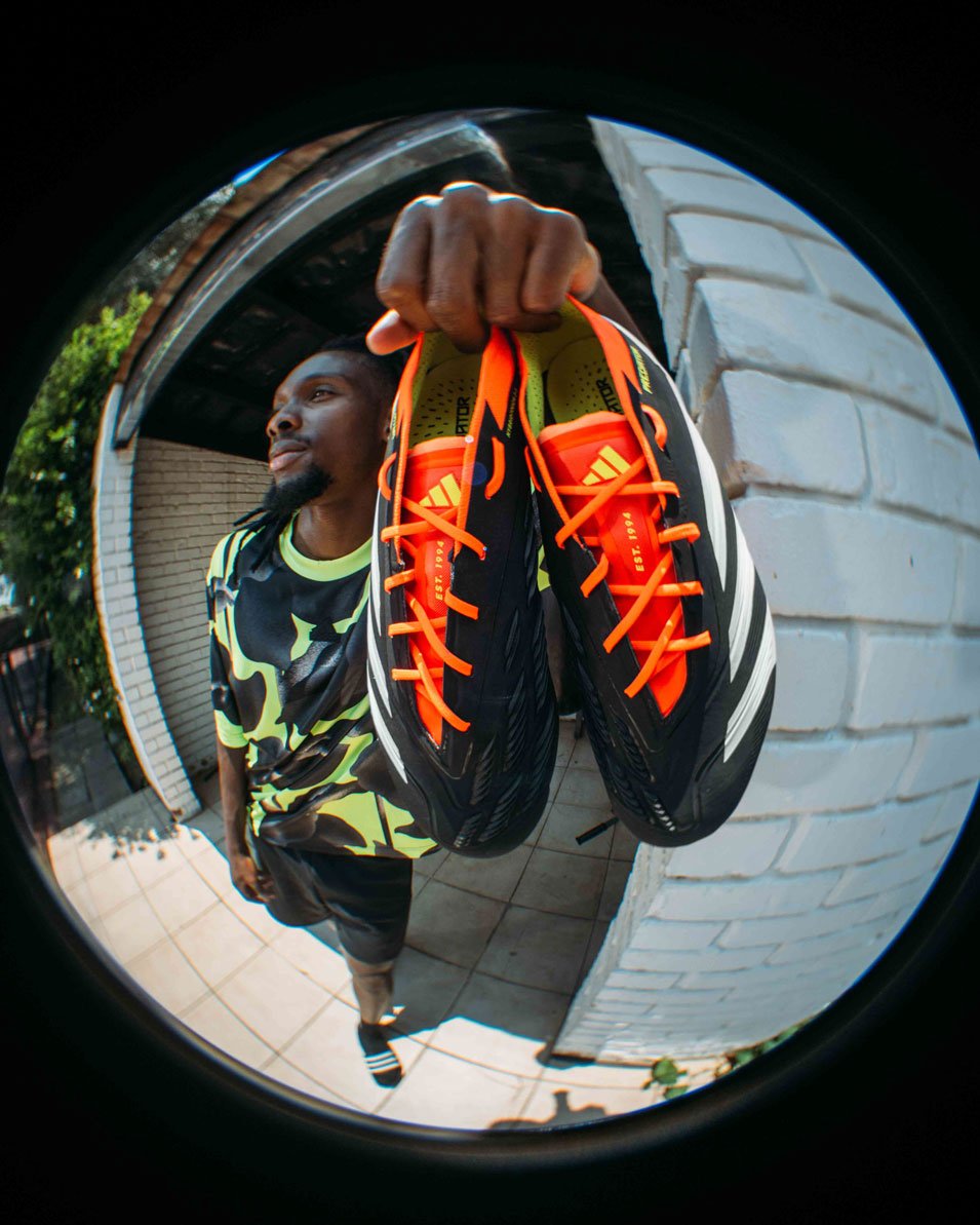 AdidasPredetor_Shot_02_120-Edit.jpg
