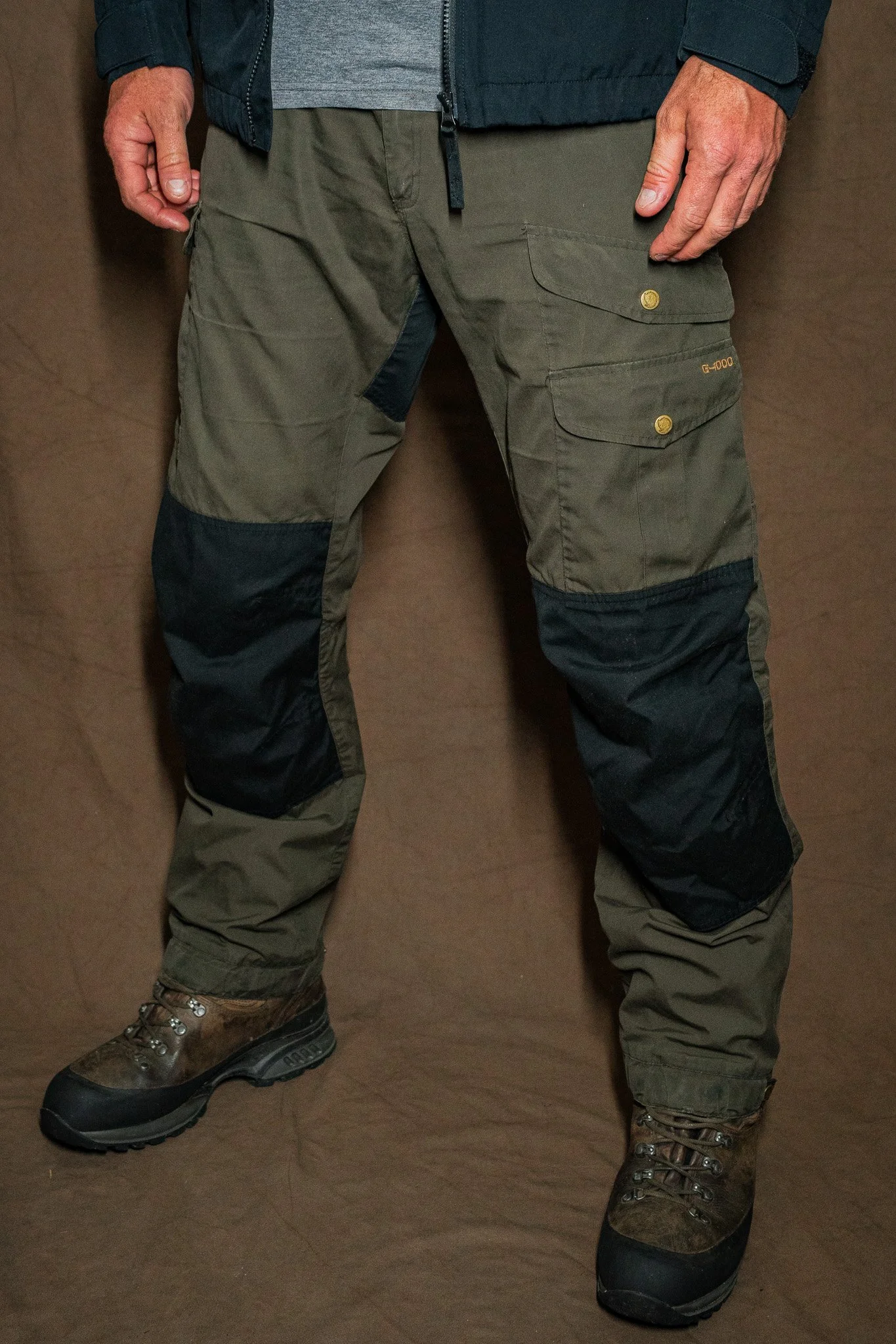 Fjällräven Vidda Pro Trousers Mens UK37” EU54 Dark Olive / Black UK