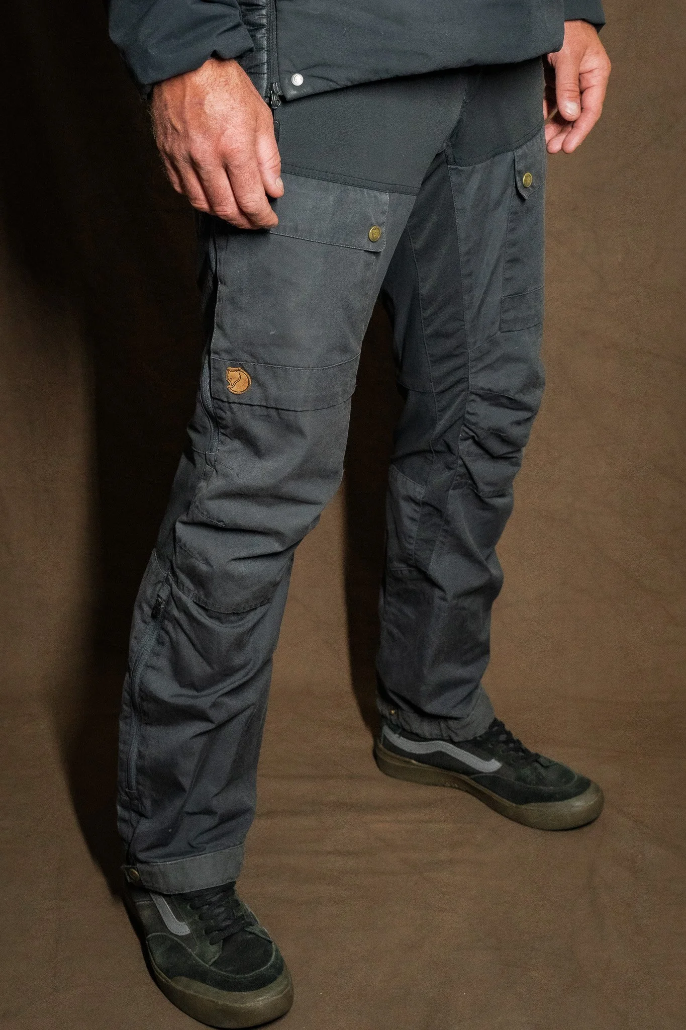 Fjällräven Keb Trousers Mens UK 32” EU48 Long Grey / Black