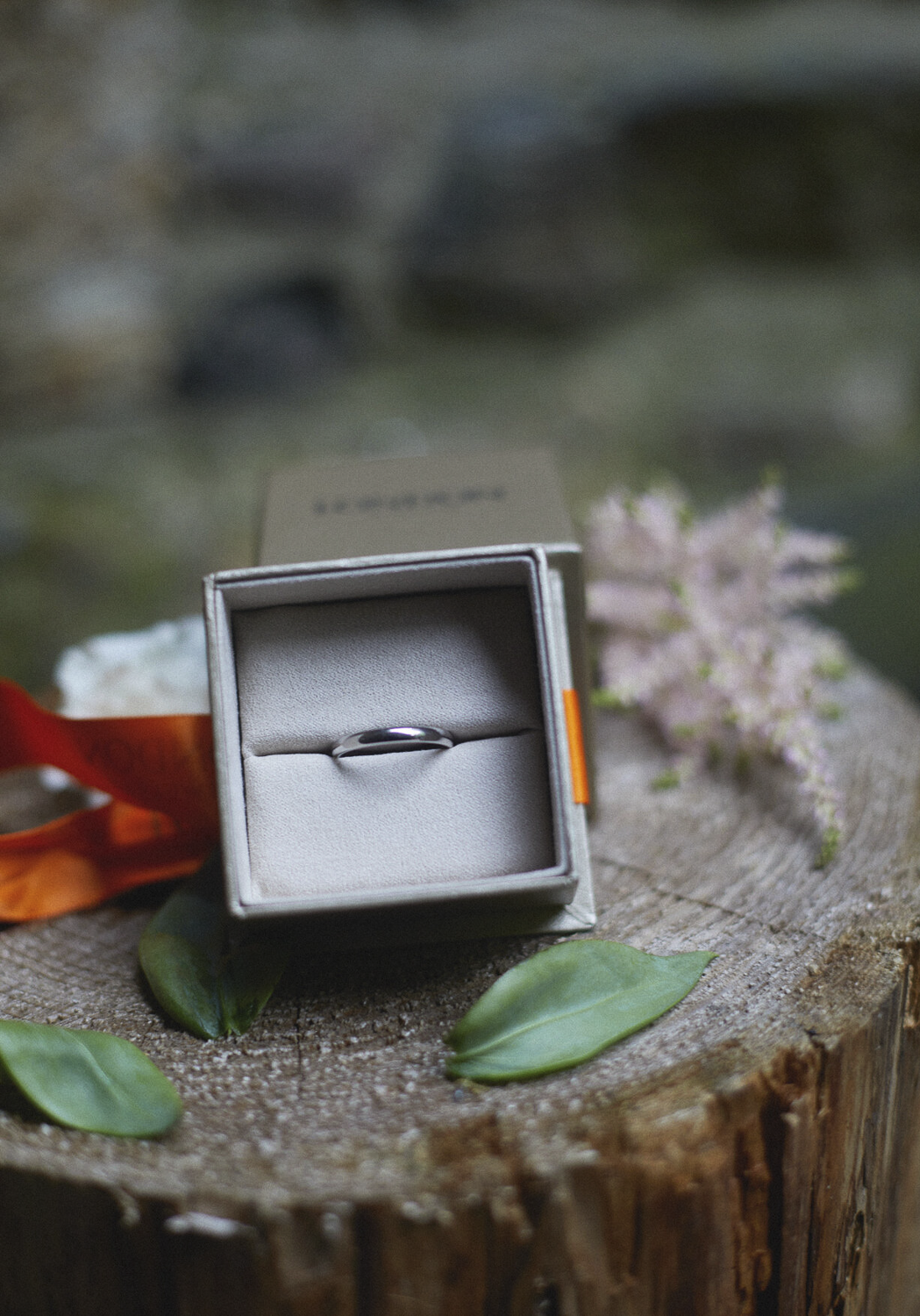 blue_hill_stone_barn_wedding_photographer_0050.PNG