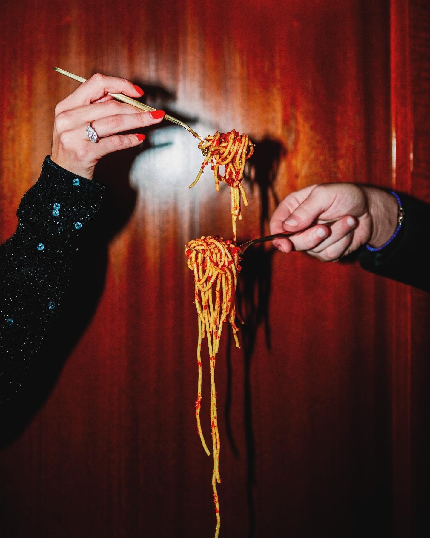 We have a Pasta Battle coming up! However, it is not your typical engagement session. We will be working with a very playful couple. It will involve a tomato splash.

Capture @andreassellinidis 
Location @thestandardhighline 
Special Thanks @aperolsp