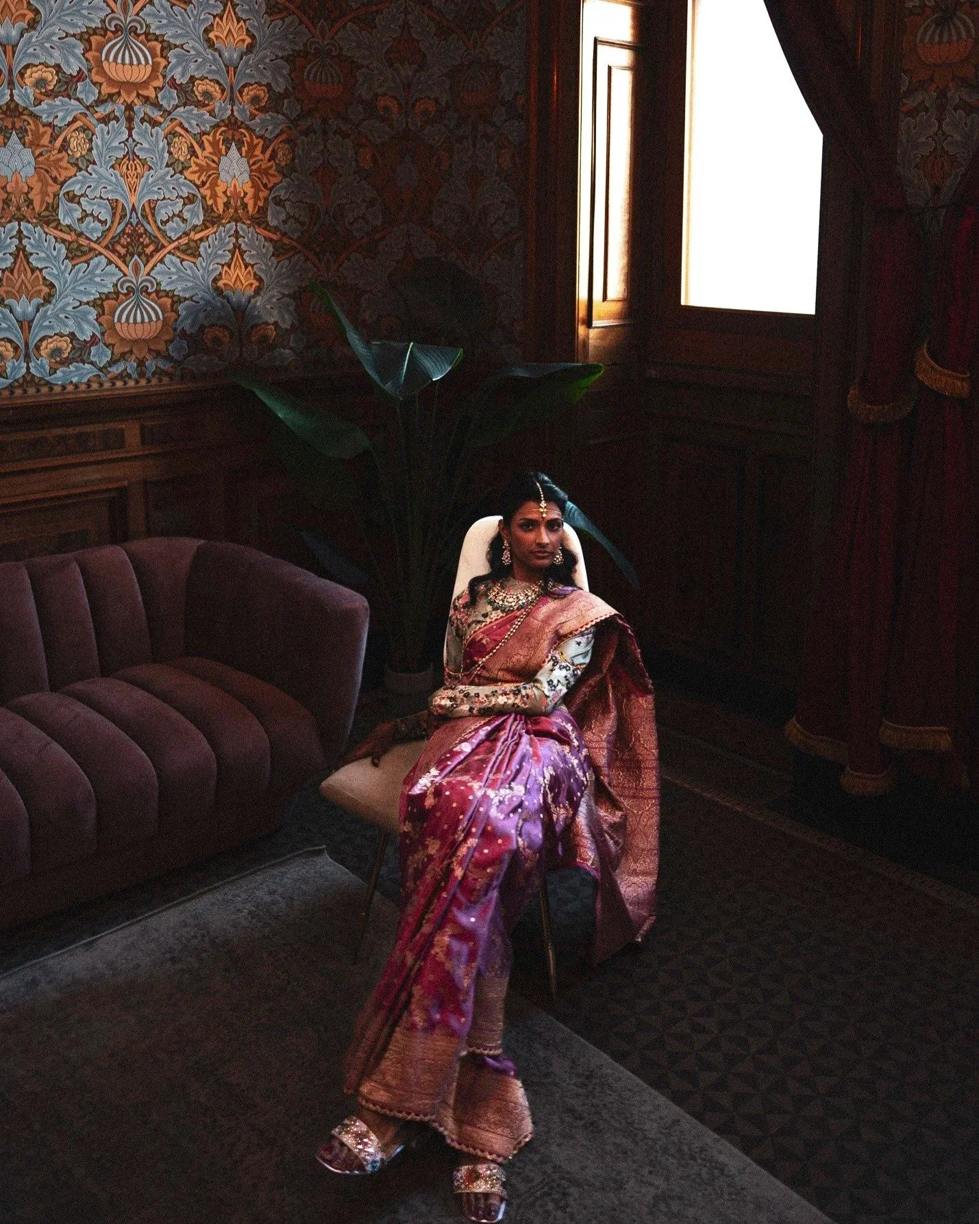 This outfit is an absolute gem! It combines elegant fabrics and vibrant colors that truly stand out. Monica&rsquo;s look goes beyond clothing; it tells a powerful story of her love for Indian culture and her bold, fearless style. She opted for a stun