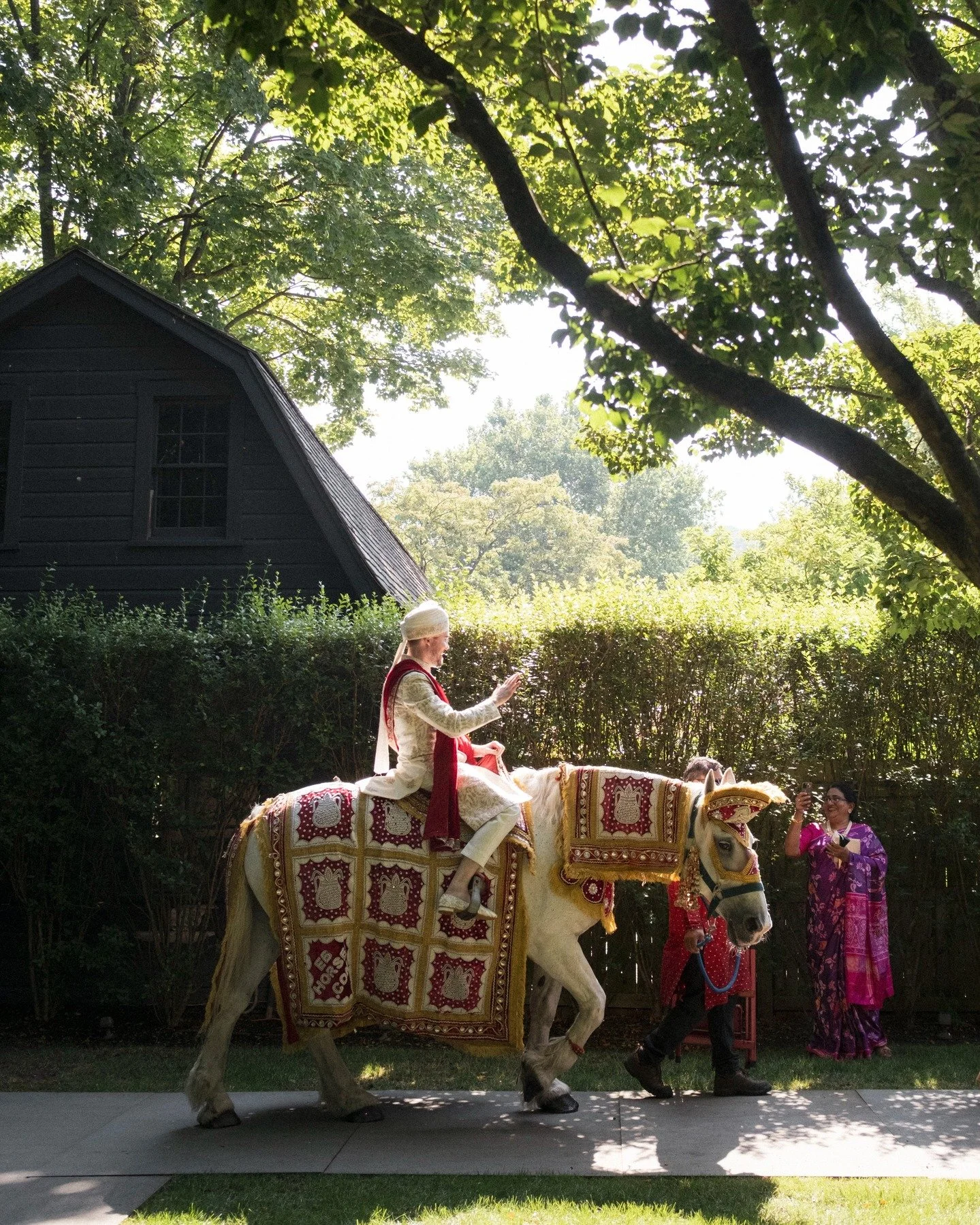 2025 PART TWO
Another year of stolen glances, quiet tears, wild laughter, and unforgettable &ldquo;I do&rsquo;s.&rdquo;
This year reminded me again why I do this: not just to take photos, but to preserve memories that will outlive the day itself.
Gra