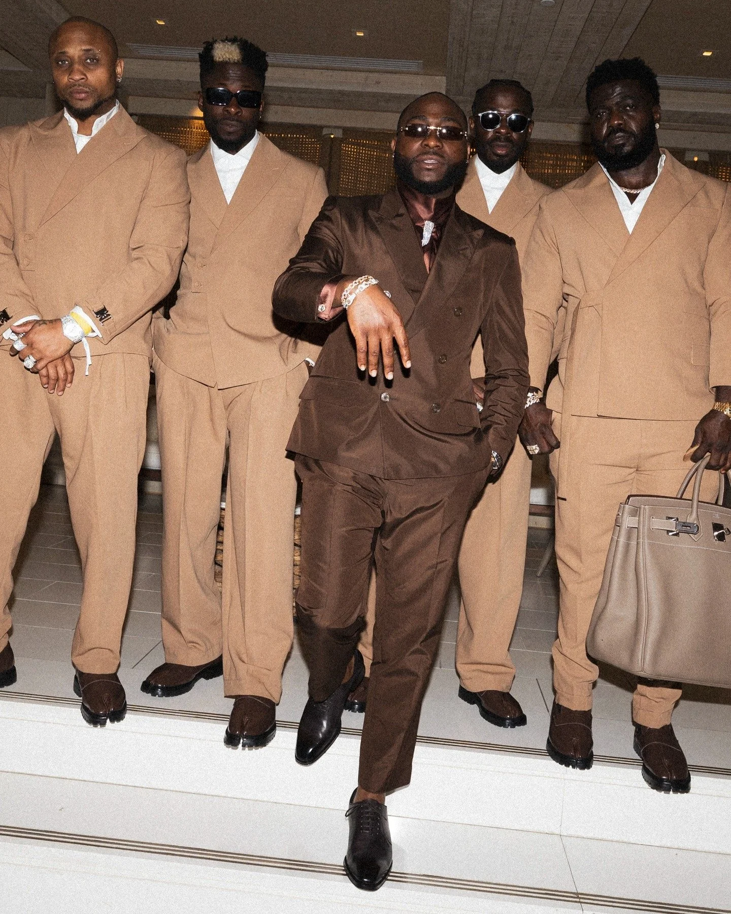 A wedding party that proves great style isn&rsquo;t just for the runway&hellip; it&rsquo;s for the aisle too.

Super groom @davido, bringing timeless elegance in a perfectly tailored @tomford suit, setting the tone for a celebration where fashion mee