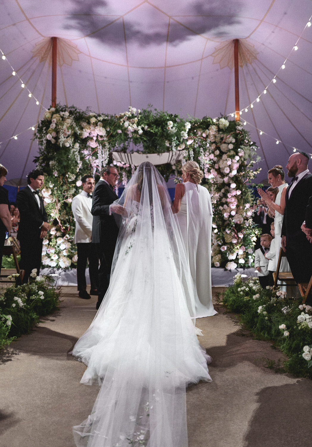 blue_hill_stone_barn_wedding_photographer_0072.PNG