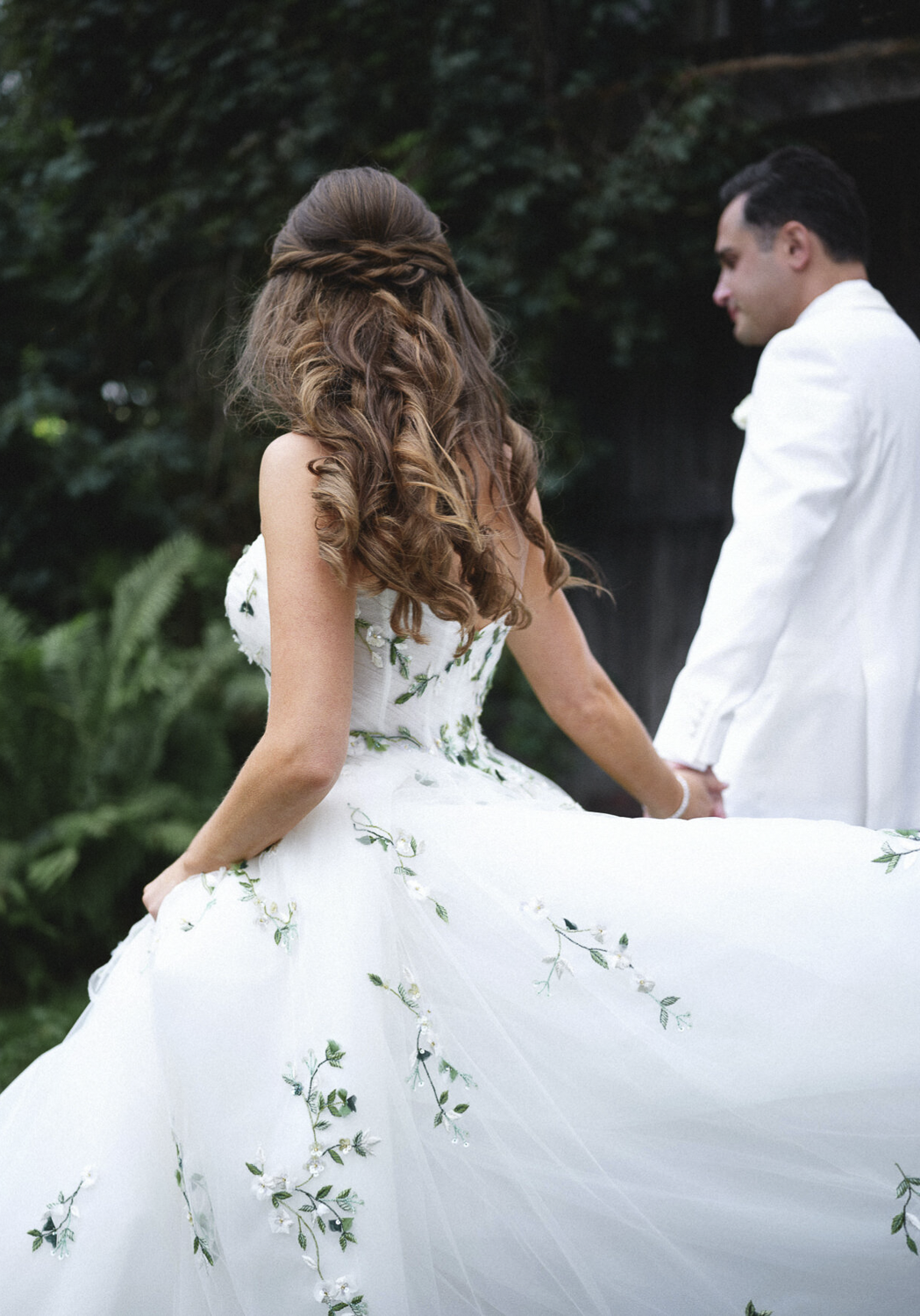 blue_hill_stone_barn_wedding_photographer_0061.PNG