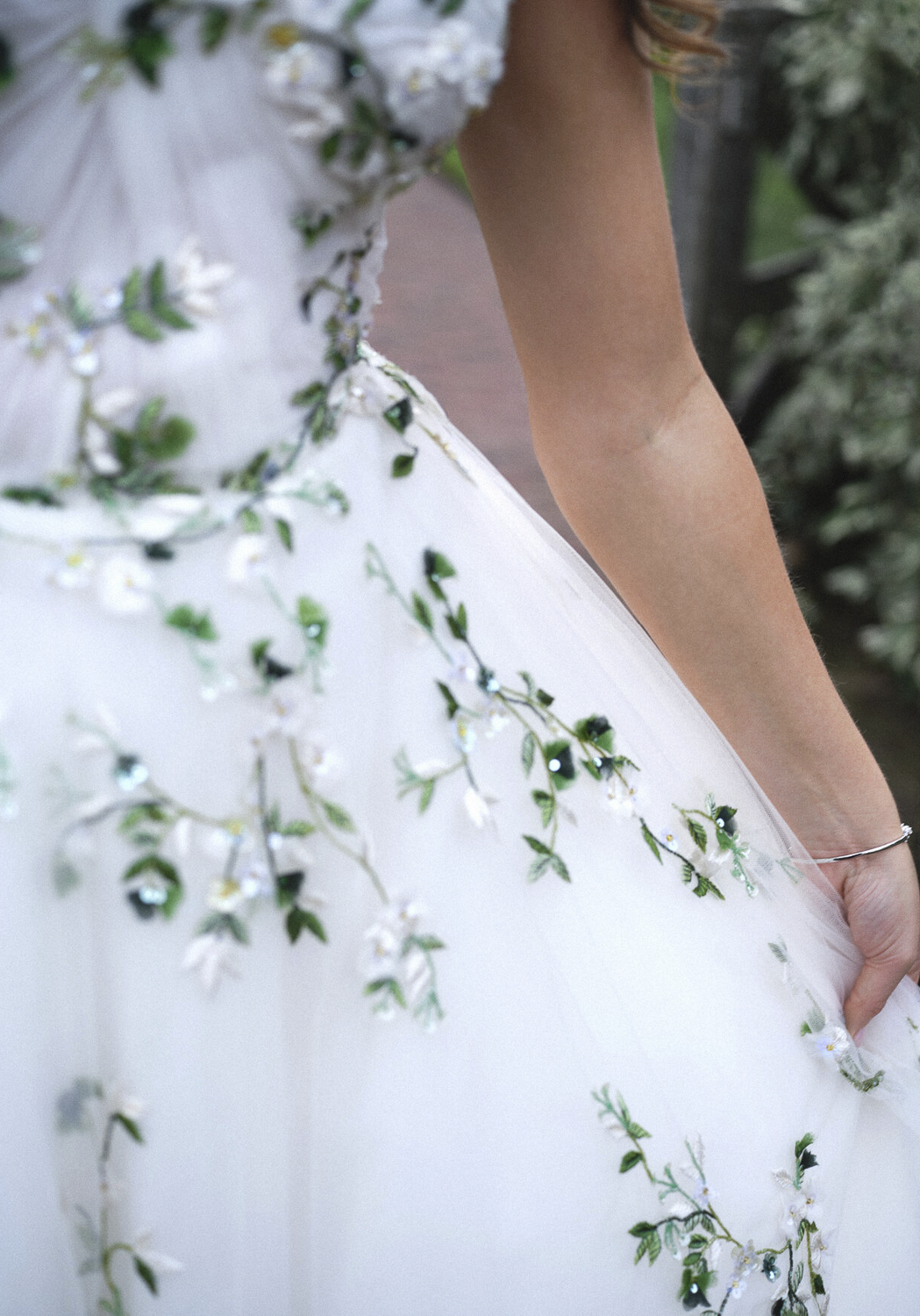 blue_hill_stone_barn_wedding_photographer_0052.PNG