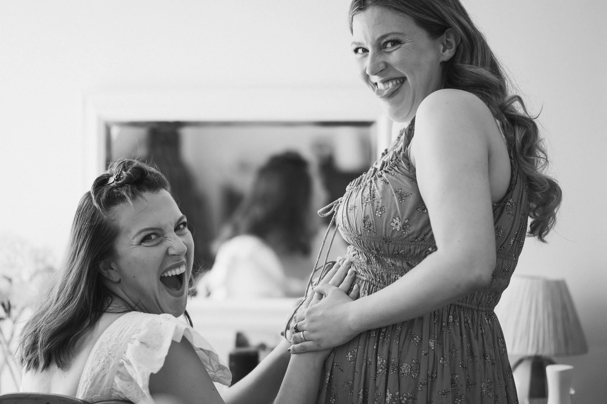 ELLIE & LAURIE_0002.jpg