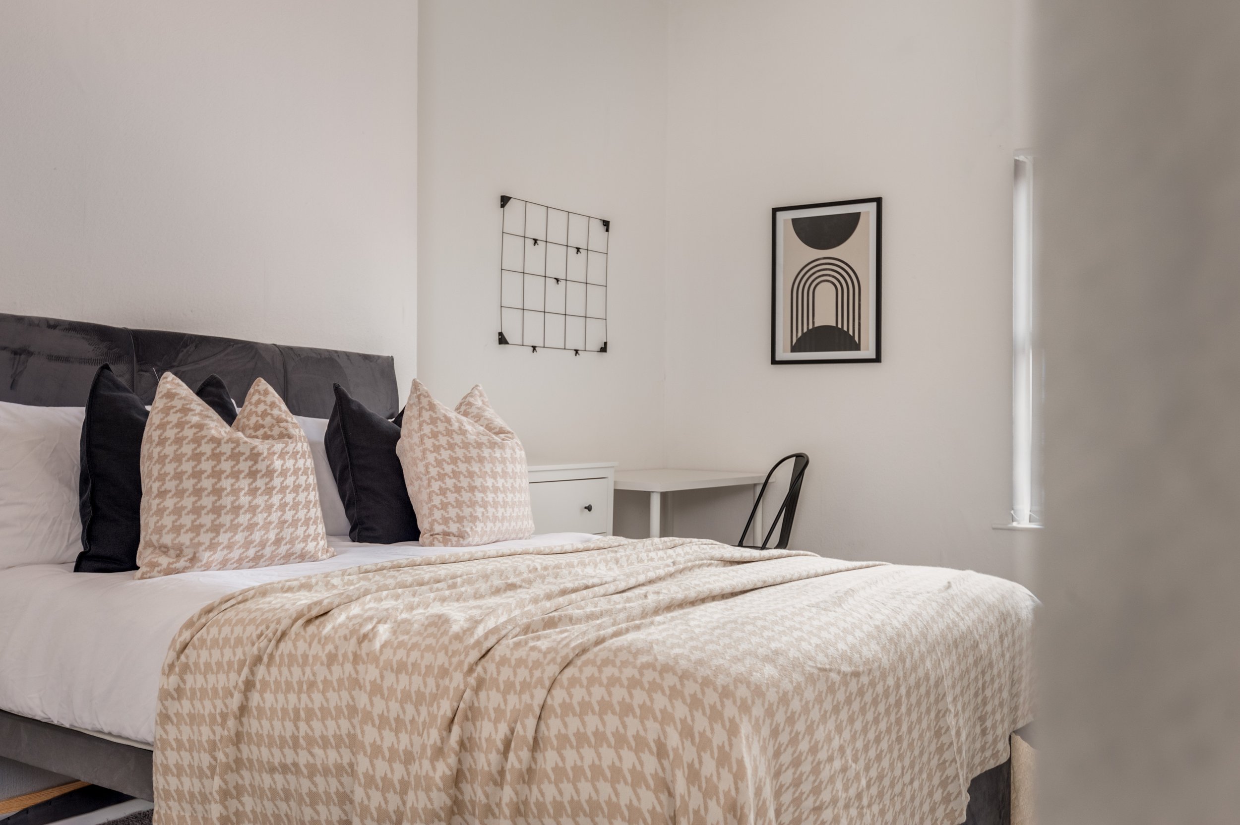 Smithdown Road 206A-42.jpg