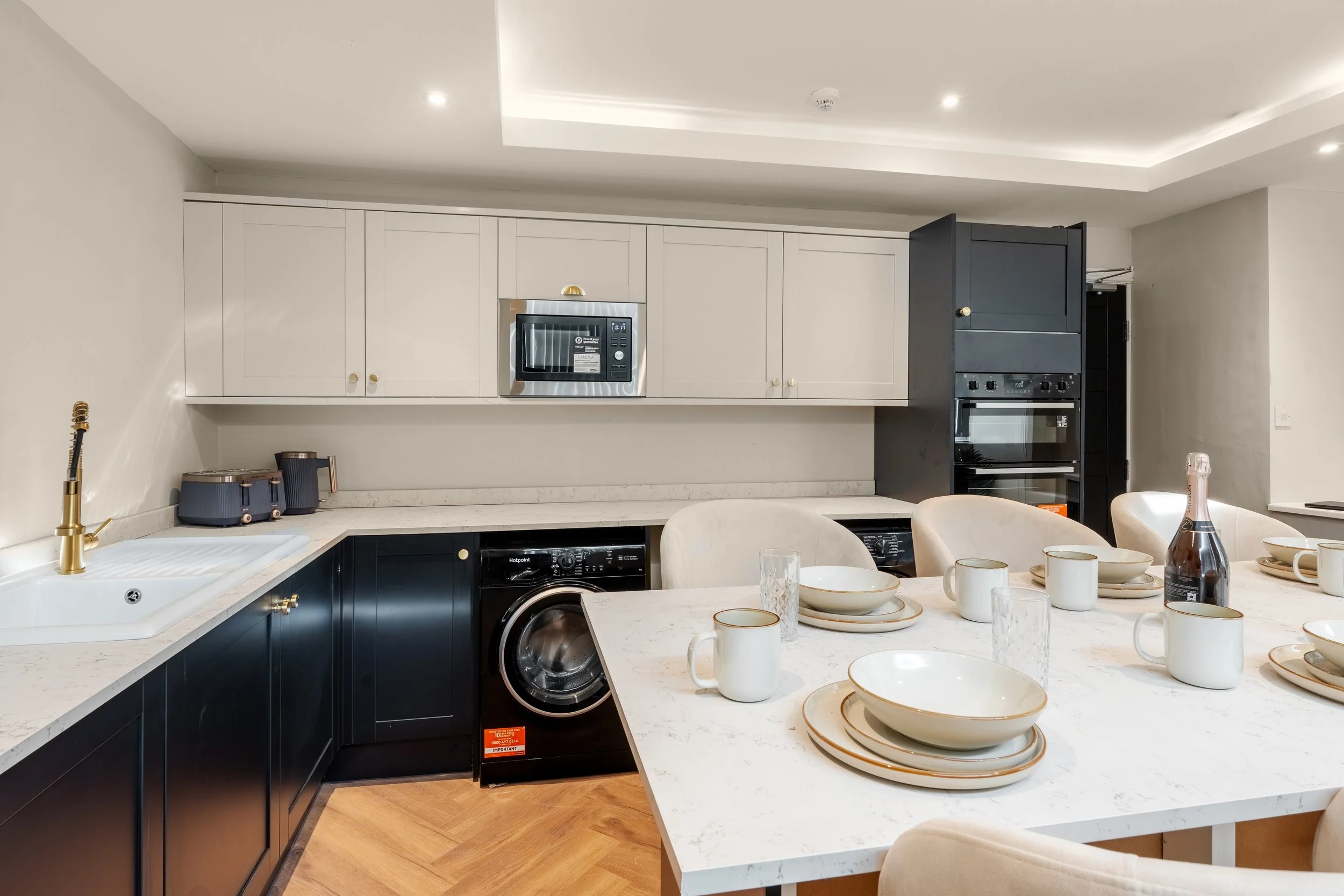 36 Victoria-125.jpg