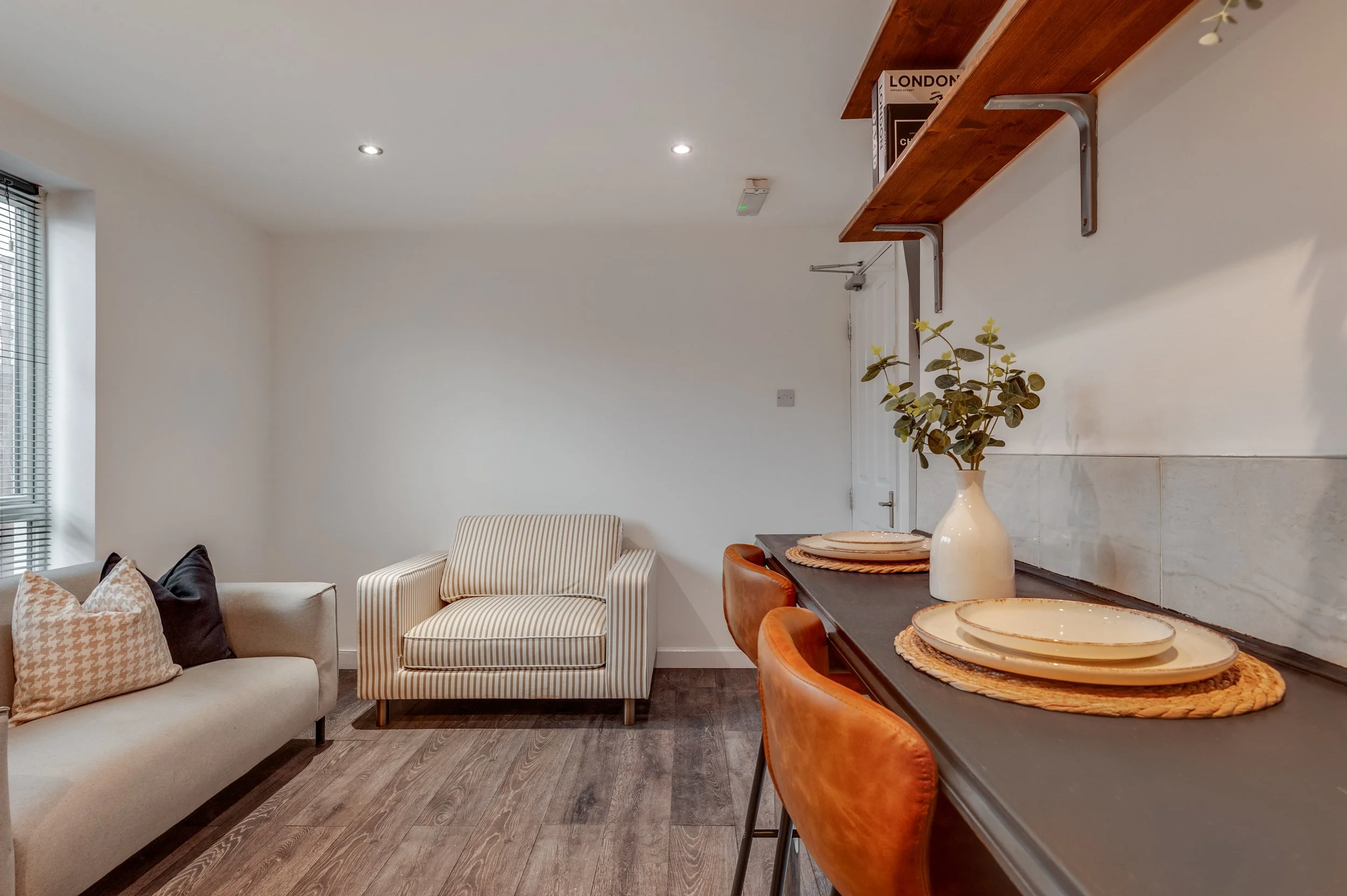 Rocastle Close 40-11.jpg