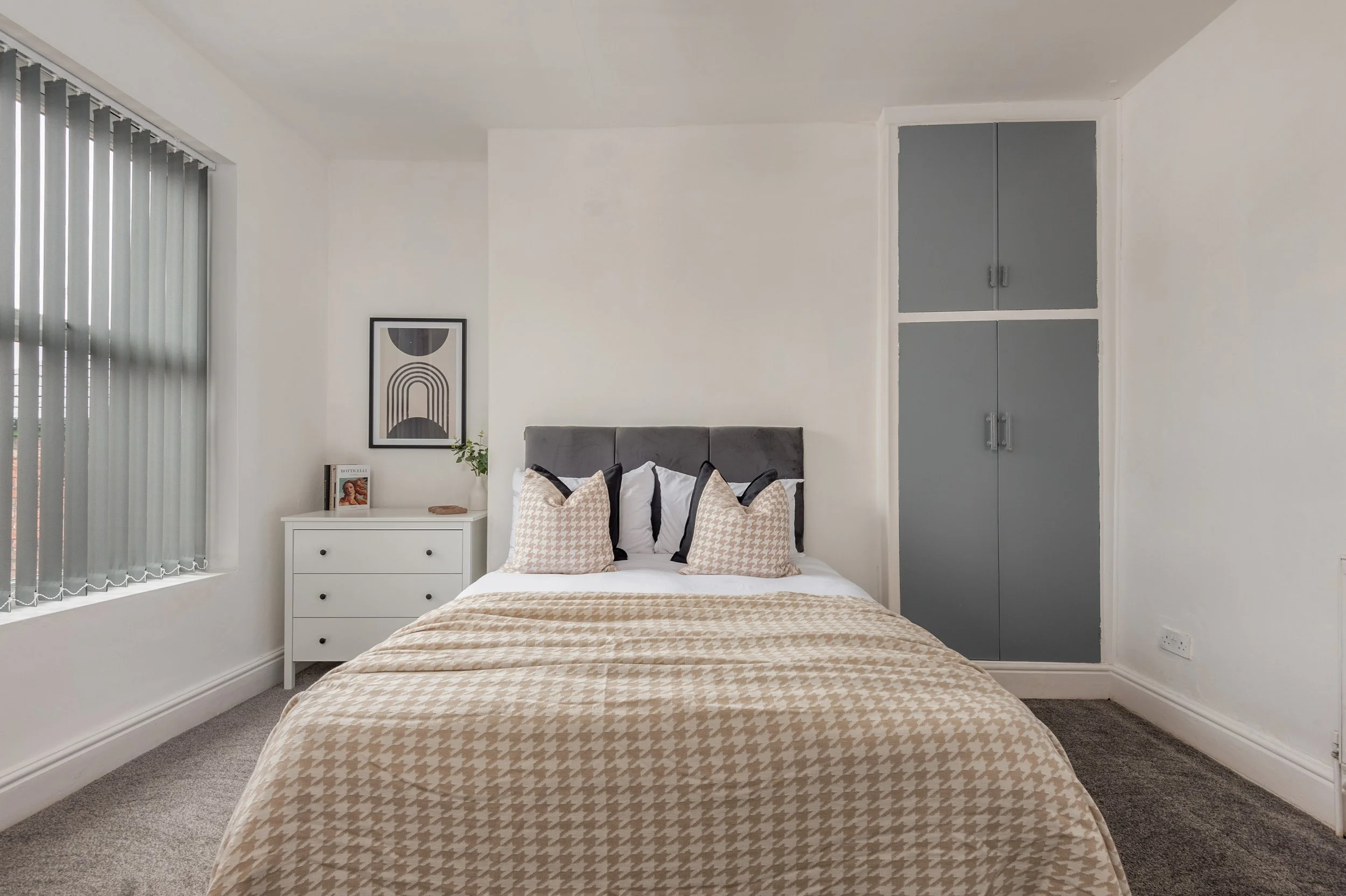 Smithdown Road 206A-31.jpg