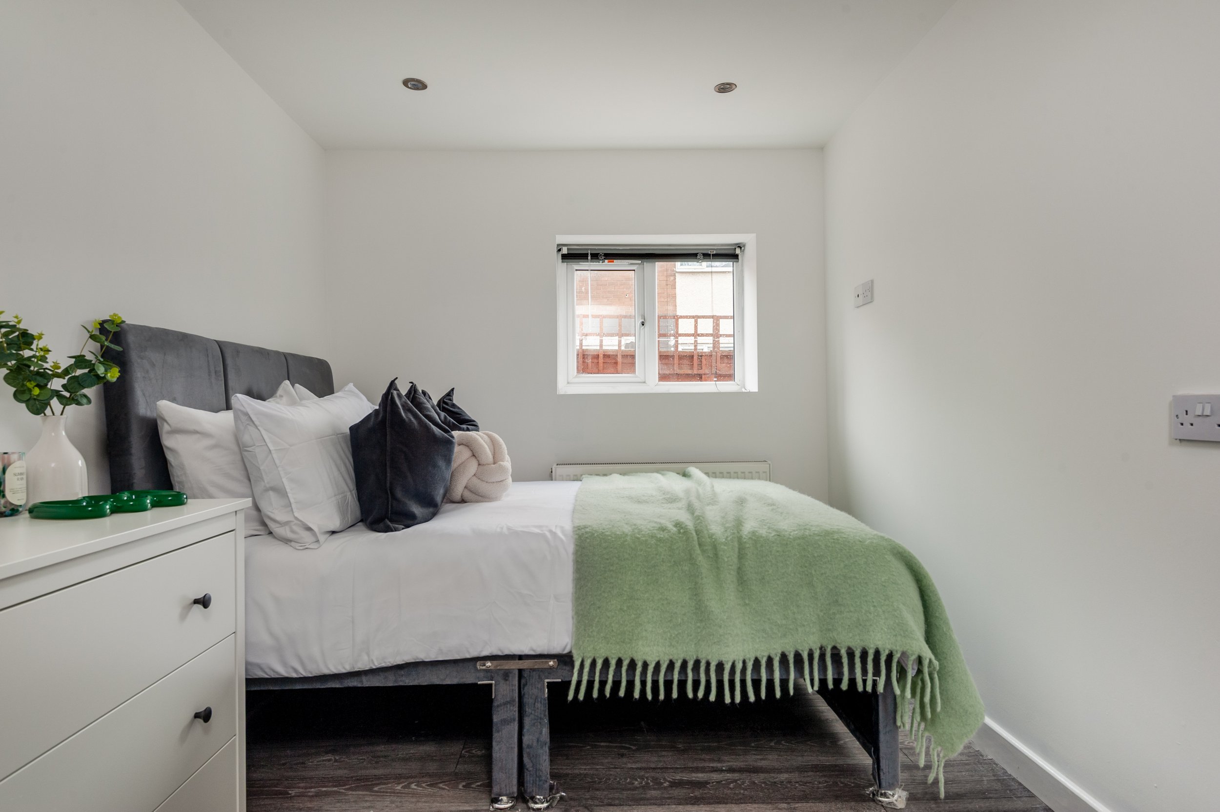 Room 1 (3).jpg