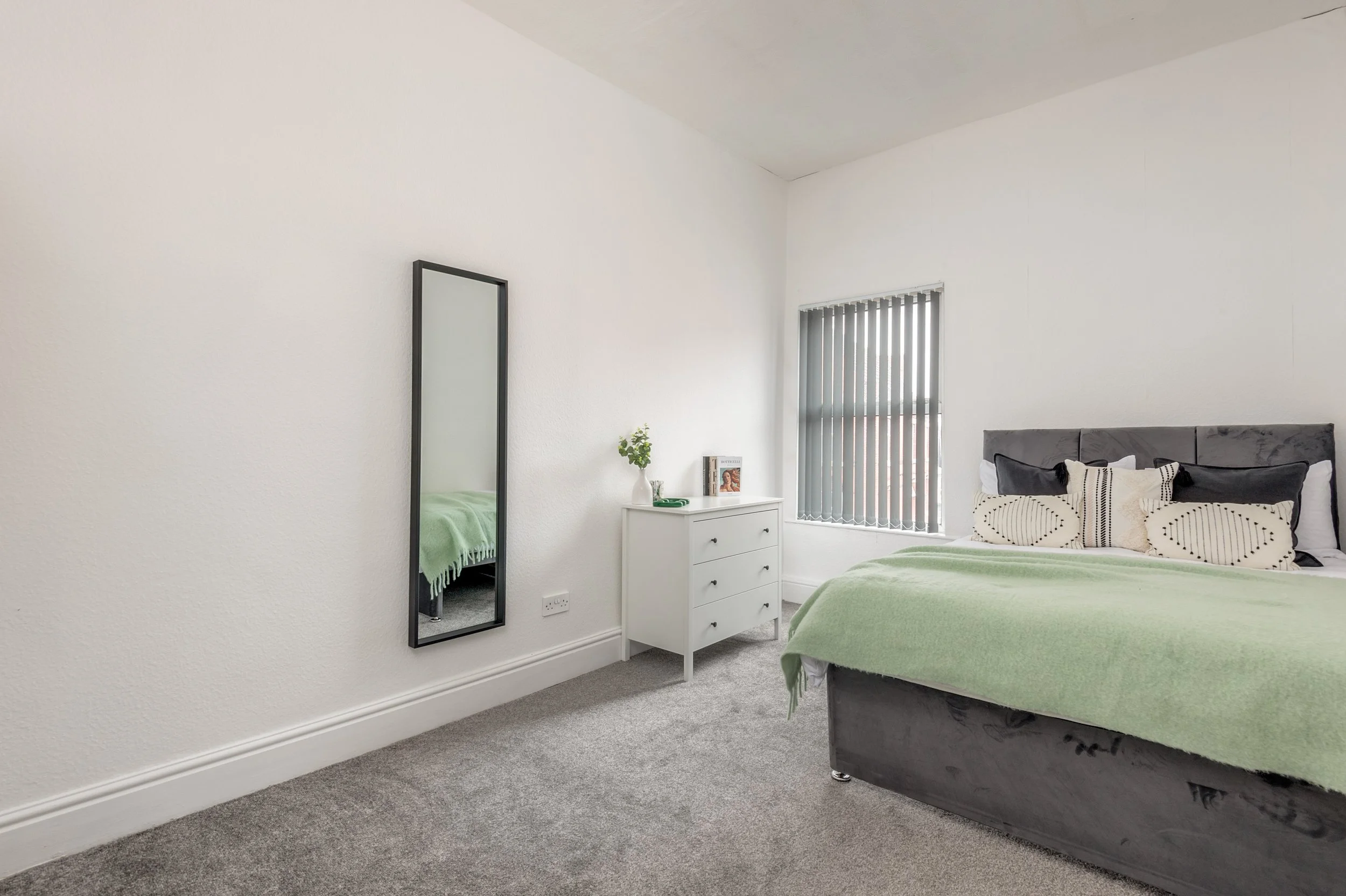 Smithdown Road 206A-43.jpg