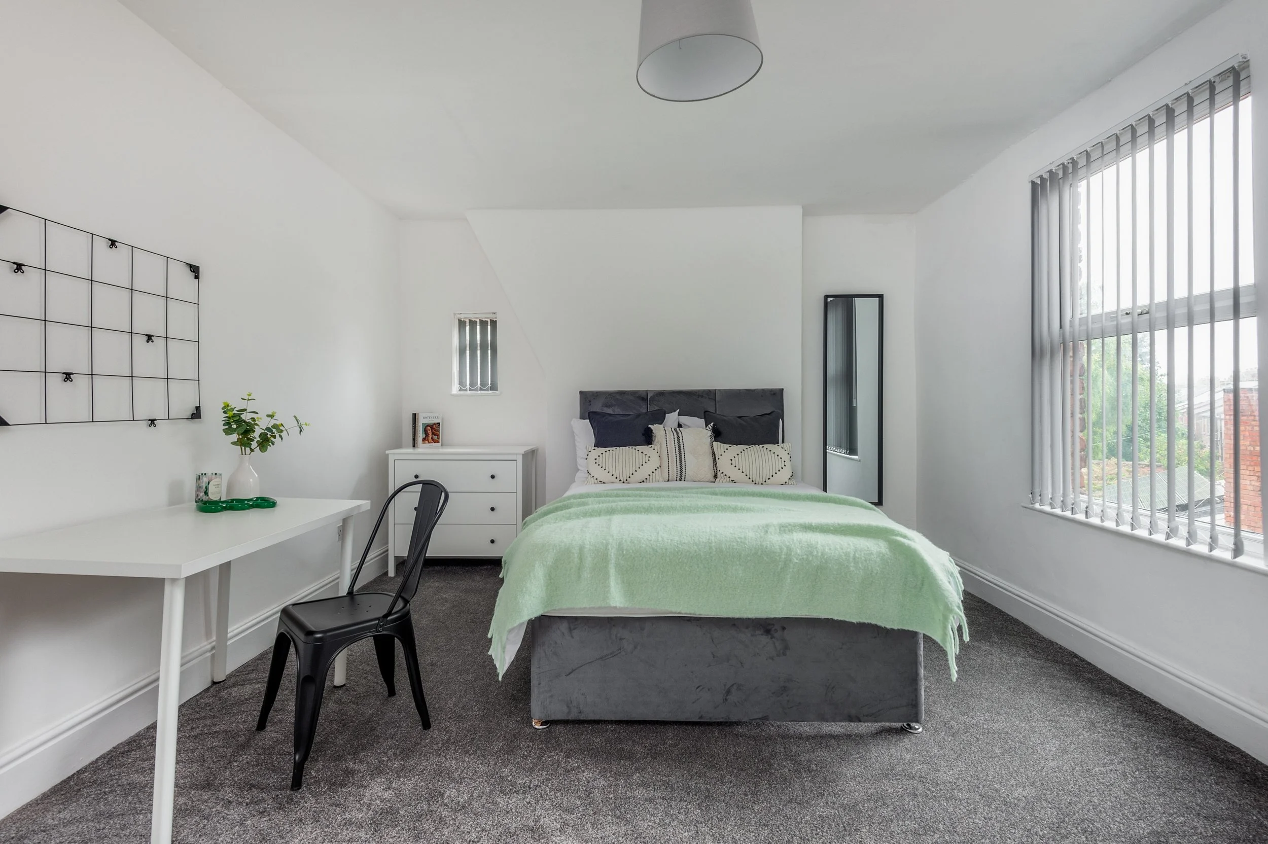 Smithdown Road 206A-23.jpg