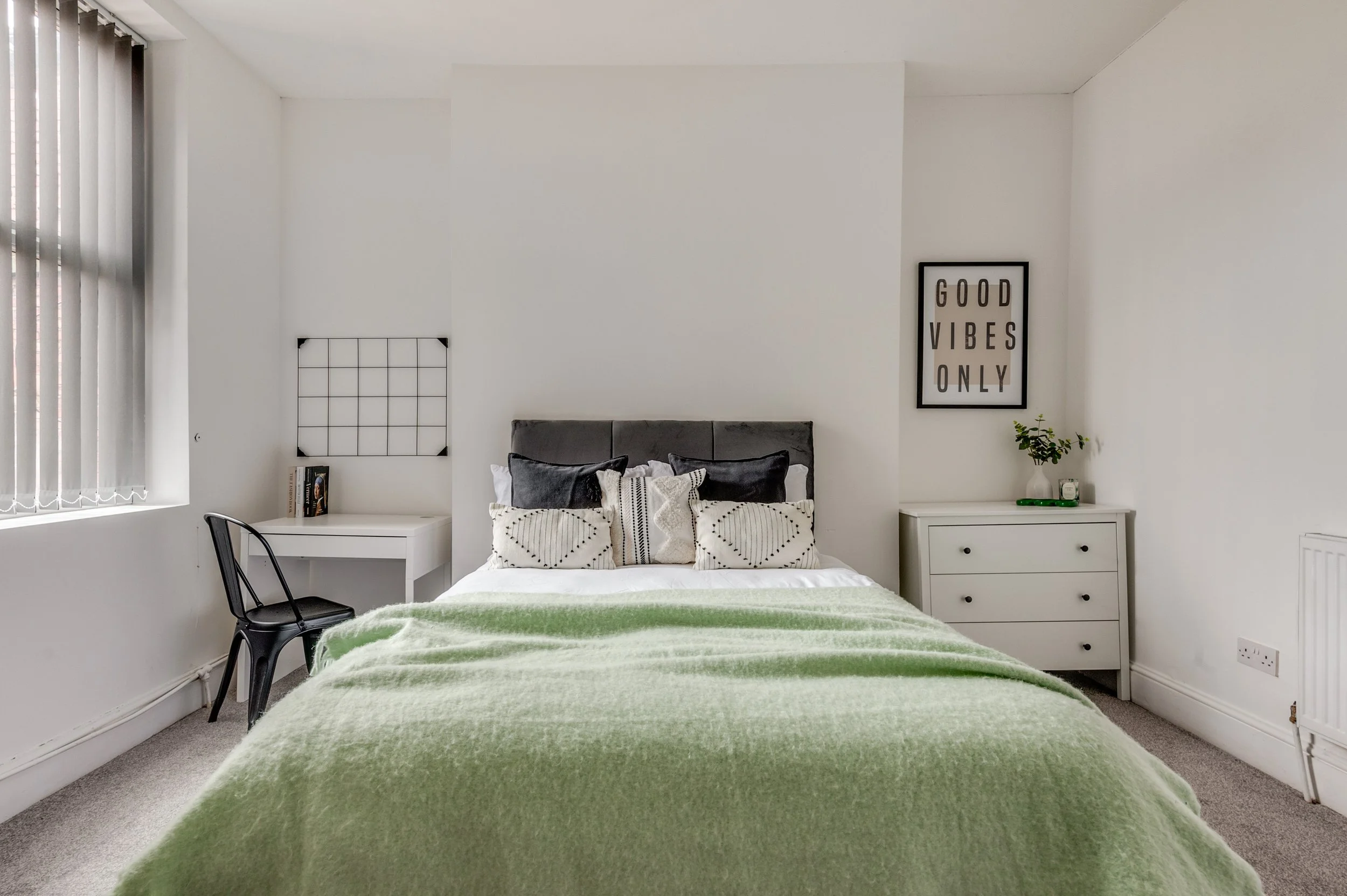 Smithdown Road 206A-52.jpg