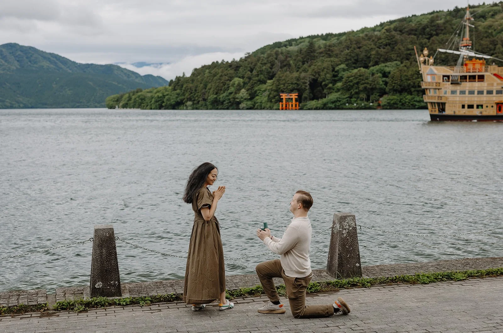 Surprise Proposal in Hakone – Matt & Teresa