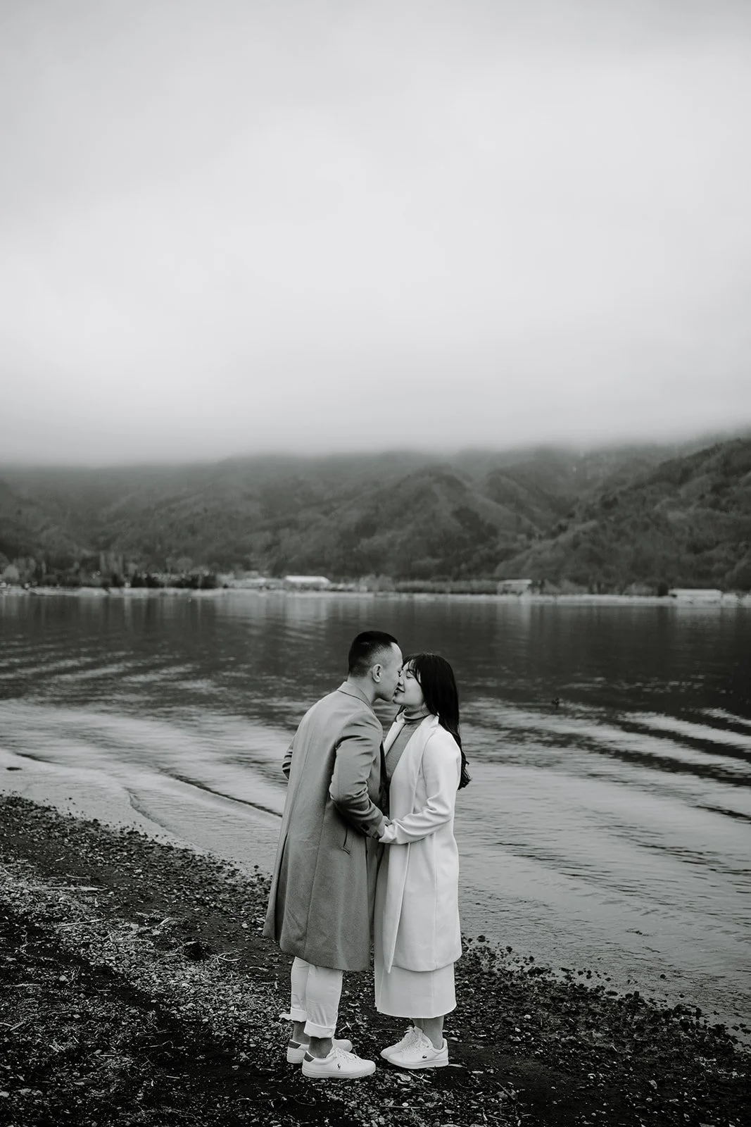 Scenic couples shoot in Japan.jpg