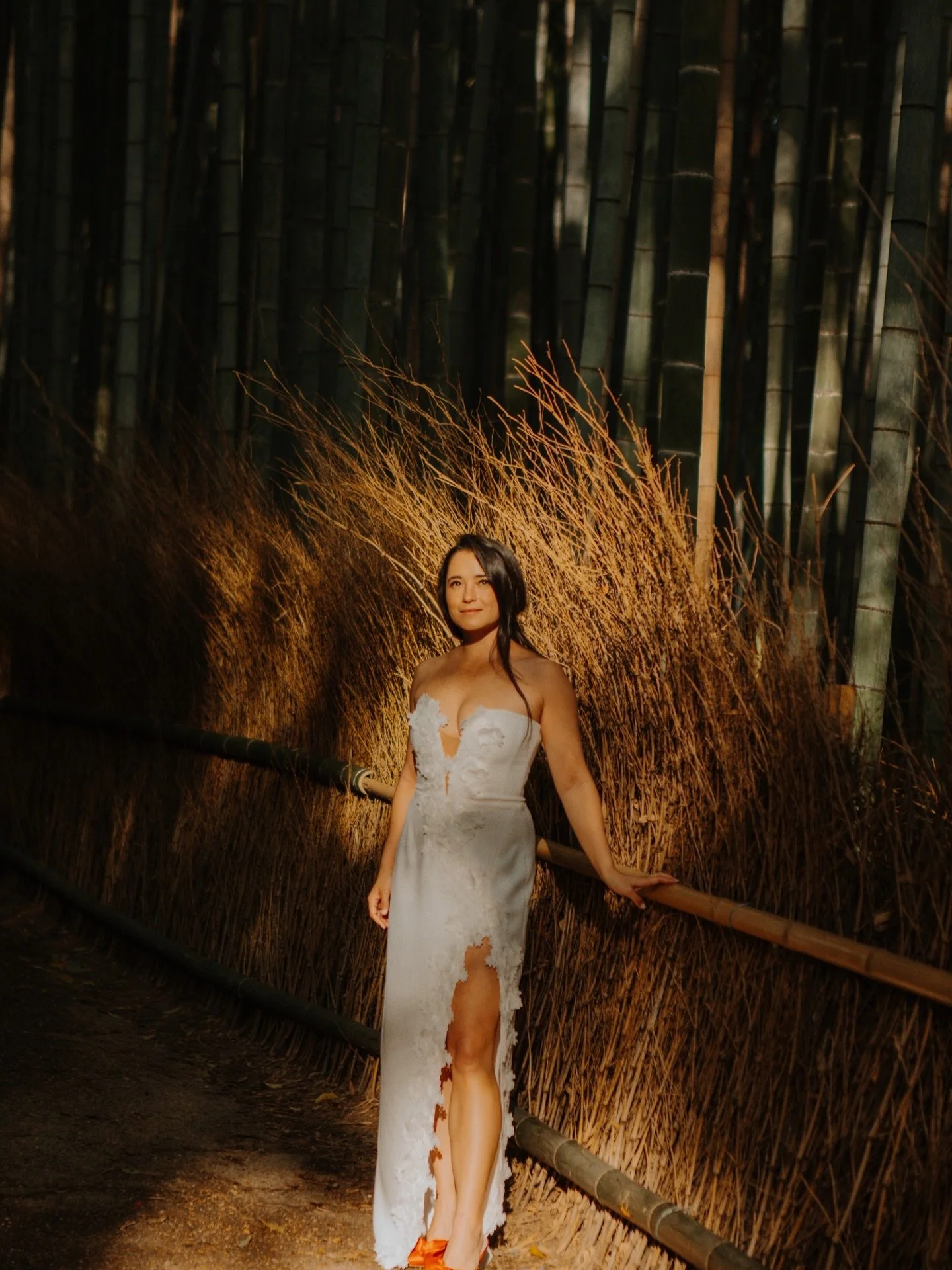 An Arashiyama elopement in Kyoto has a way of pulling you out of everything else and into something much quieter, much more intentional.

There&rsquo;s a softness to the bamboo grove that you don&rsquo;t really notice until you&rsquo;re in it. The wa