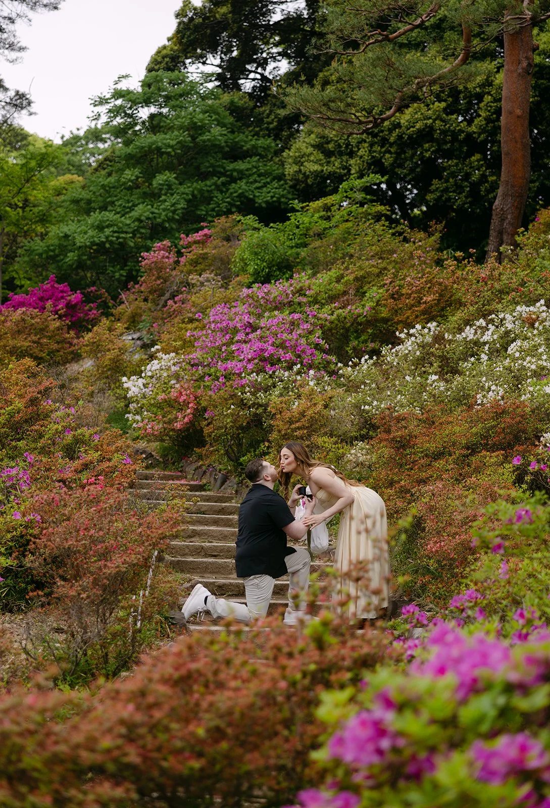 tokyo-proposal-nezu-azalea-kneeling-kiss-11.jpg