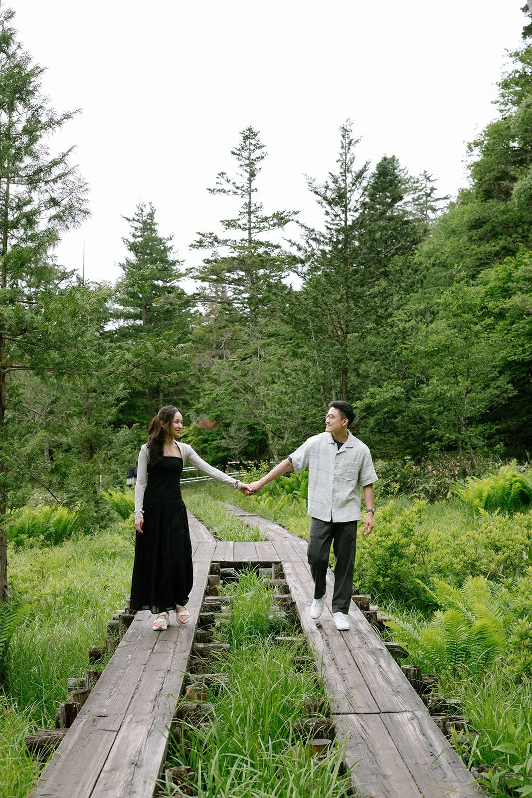 brian-shireen-kamikochi-boardwalk-marsh-walking-12.jpg