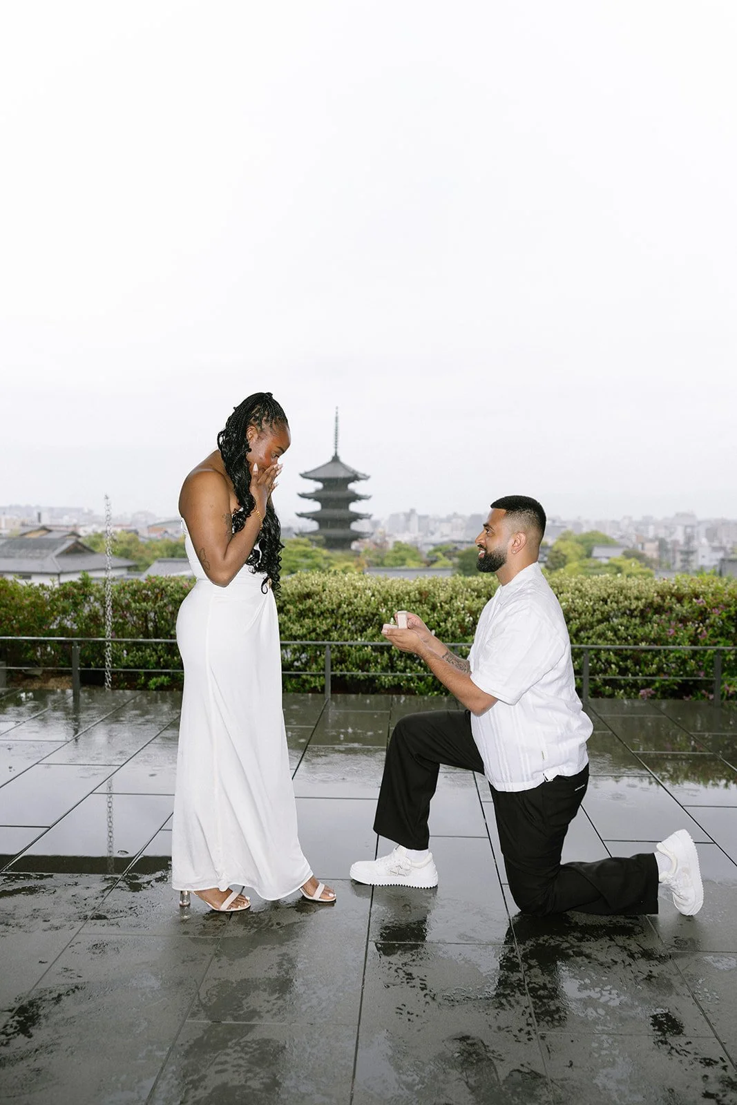 suhail-thelma-park-hyatt-kyoto-proposal-moment-02.jpg