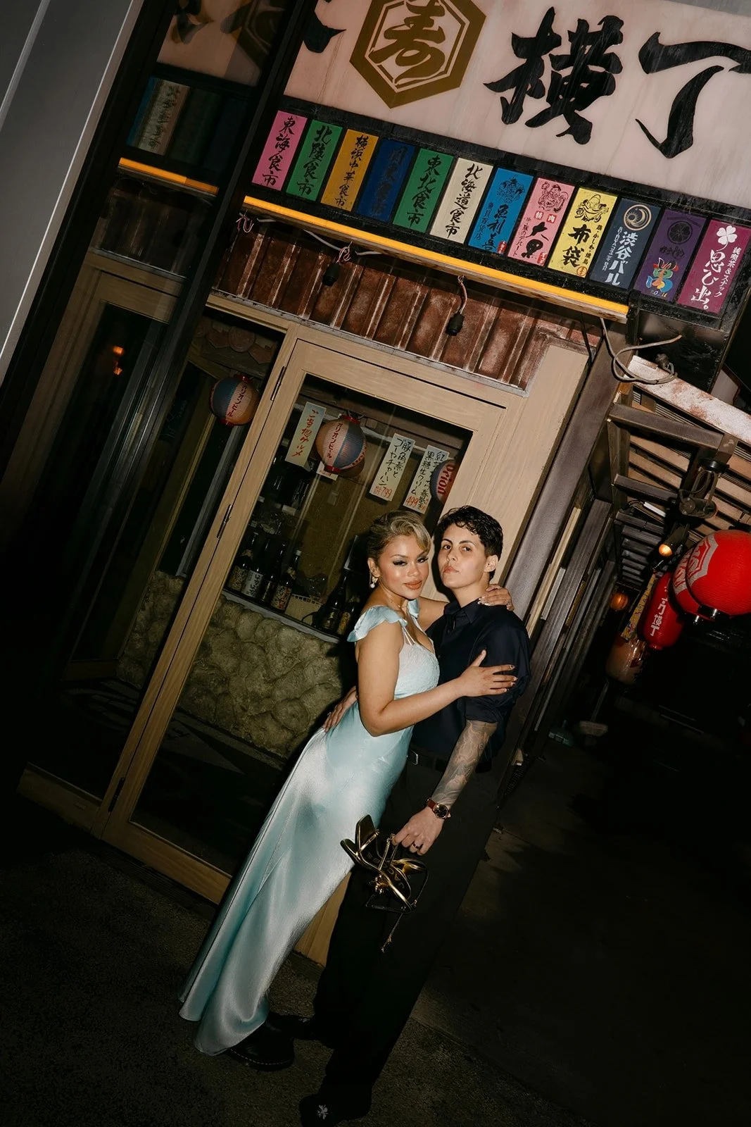 kyannie-indira-tokyo-engagement-couple-portrait-yokocho-06.jpg