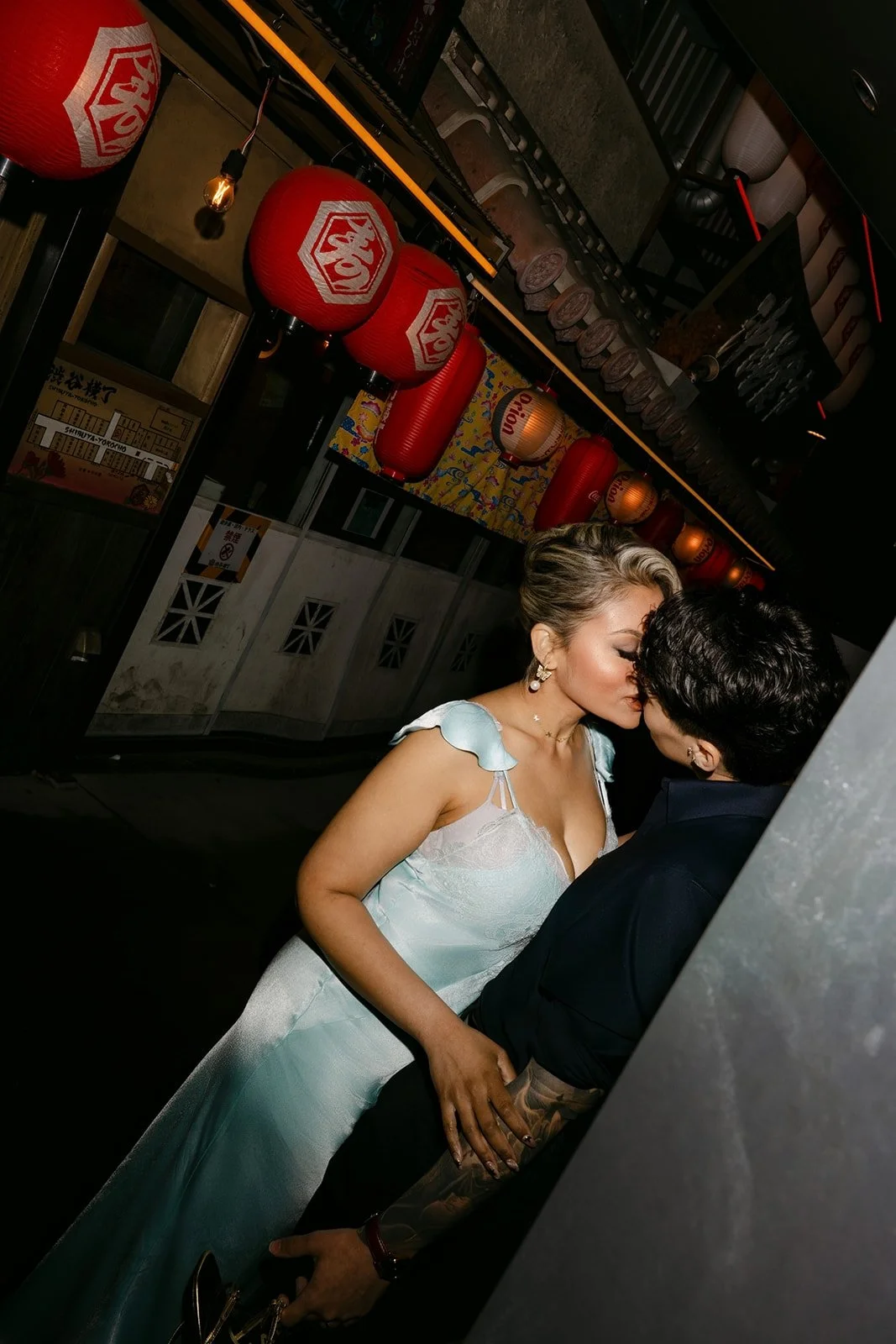 kyannie-indira-tokyo-engagement-embrace-alley-11.jpg