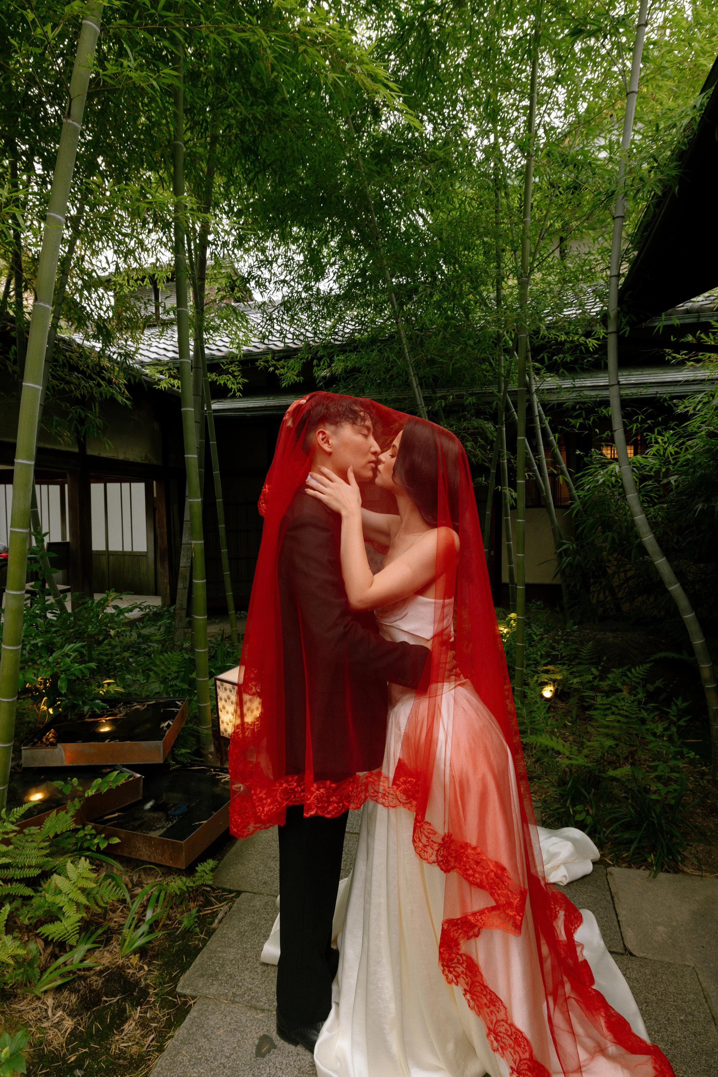 Lesia & Taro - Akagane Resort Kyoto