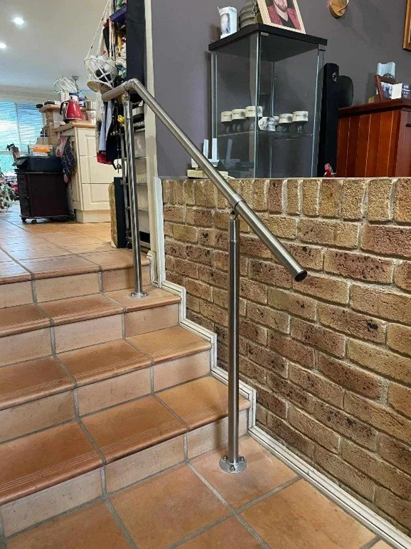 Handrail.jpg