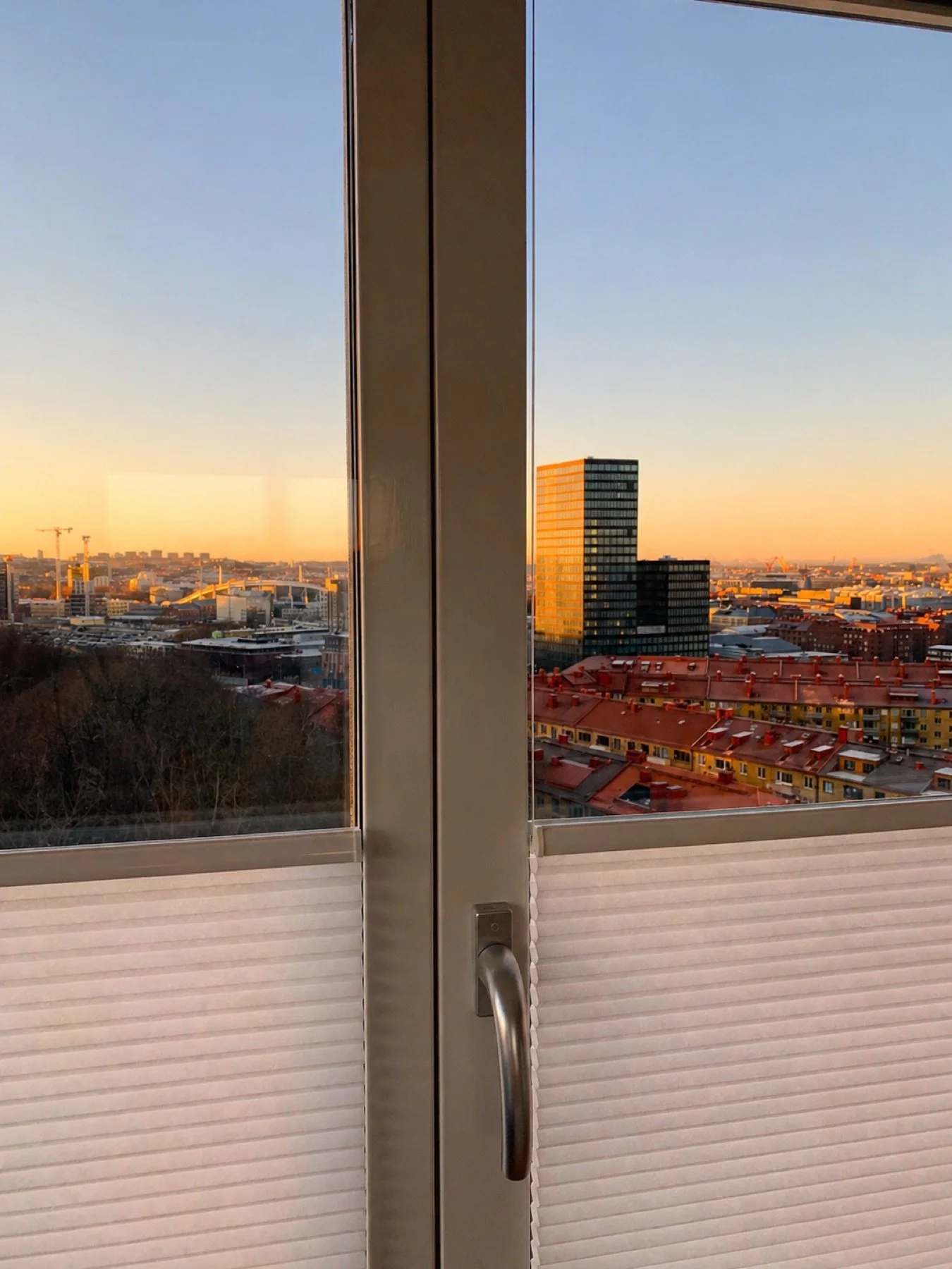 umbra-plissegardin-sovrum-goteborg.jpg