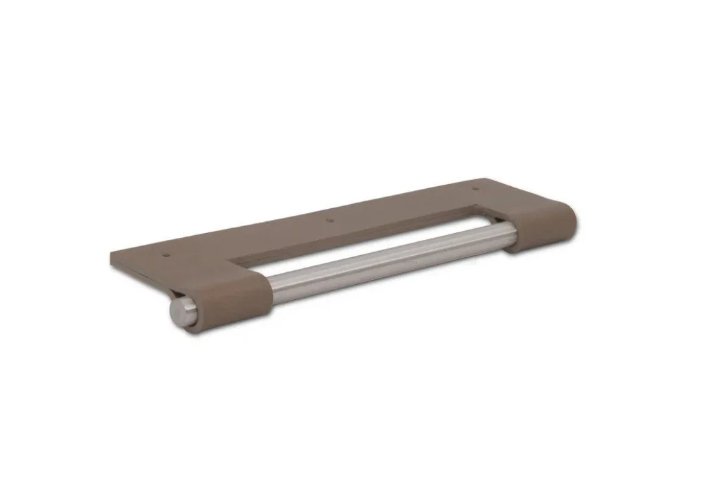 SILVER AND TAUPE LEATHER OPEN EDGE PULL