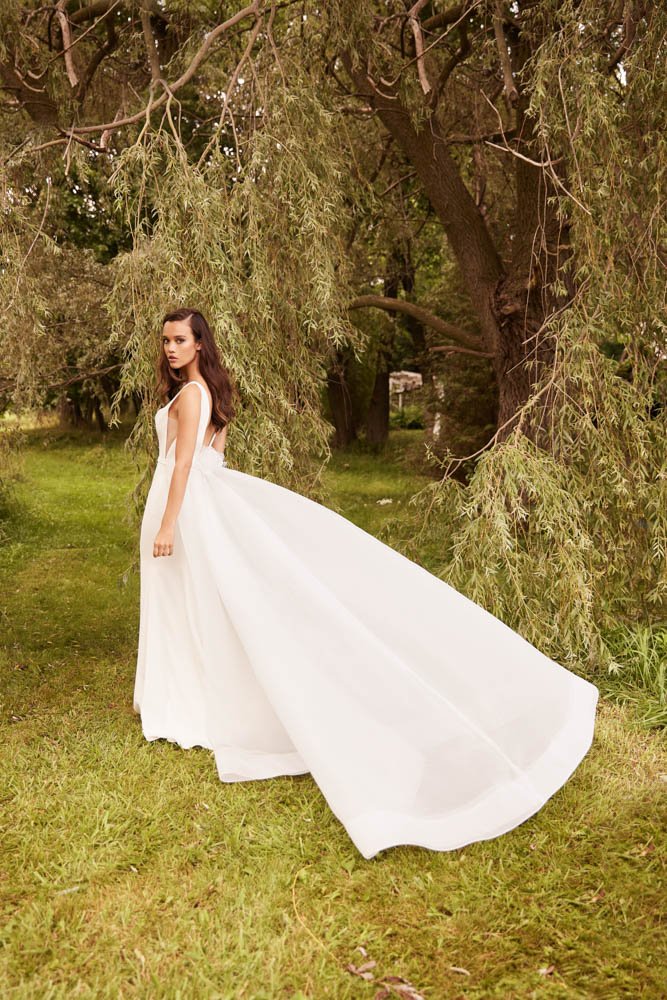 Paloma-Blanca-Wedding-Dress-Cork-Ireland-P5087b.jpg