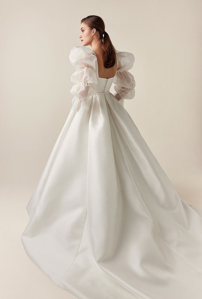 Jesus-Peiro-Wedding-Dress-2565b.jpg