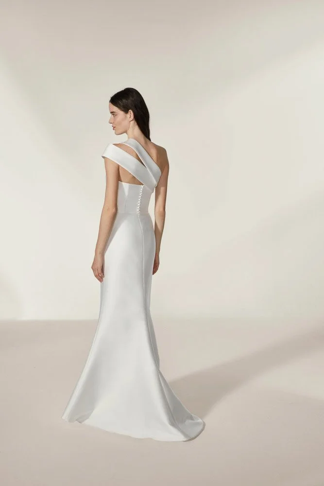 Jesus-Peiro-Wedding-Gown-Cork-2650d.jpg