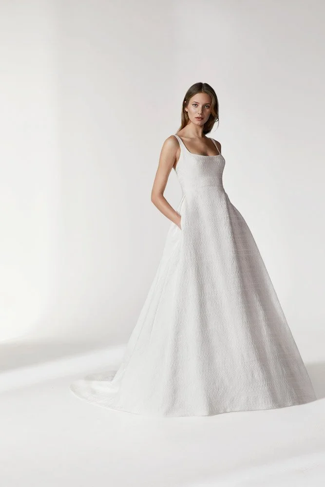 Jesus-Peiro-Wedding-Gown-Cork-2623.jpg
