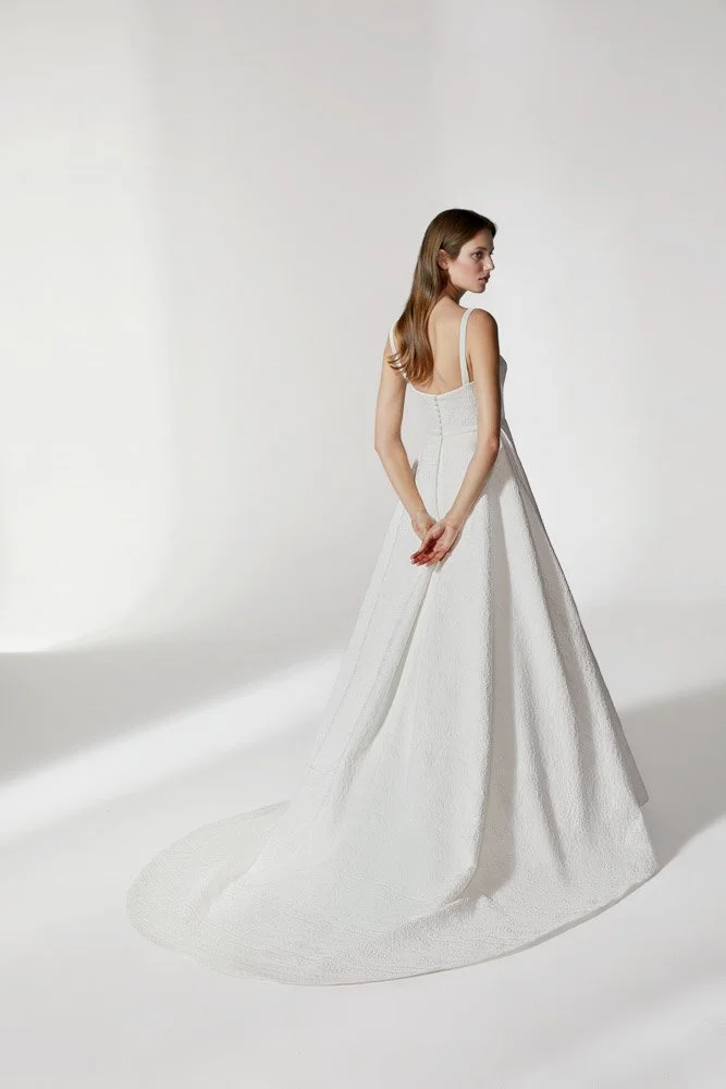Jesus-Peiro-Wedding-Gown-Cork-2623b.jpg
