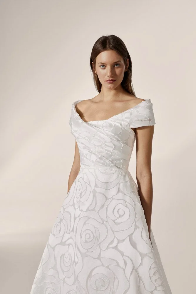 Jesus-Peiro-Wedding-Gown-Cork-2667c.jpg