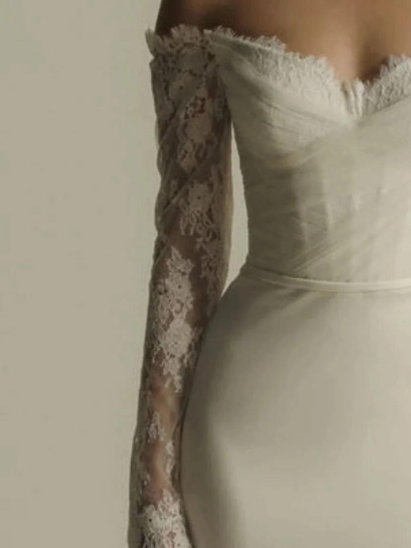 ✨ Introducing Leif ✨ @evalendel 
A satin off-the-shoulder mermaid gown with delicate lace + a touch of timeless romance. Perfect for the modern bride who loves classic elegance. 💍🤍

Our brand-new Eva Lendel Kiss wedding dress collection  it&rsquo;s