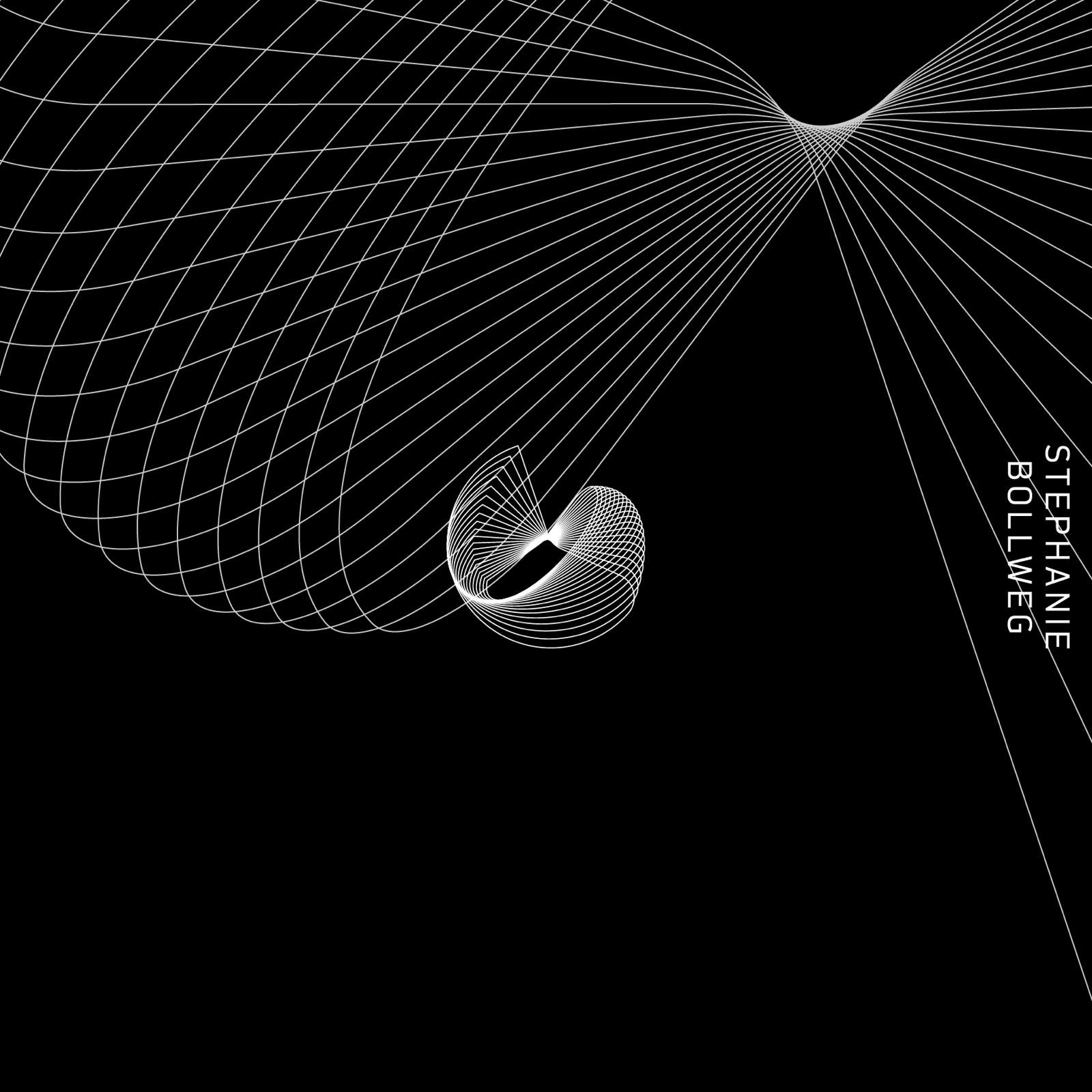 Schwarzer Hintergrund mit weißen, geometrischen Linien, die eine abstrakte, dreidimensionale Form bilden. Der Text 'STEPHANIE BOLLWEG' befindet sich an der rechten Seite.