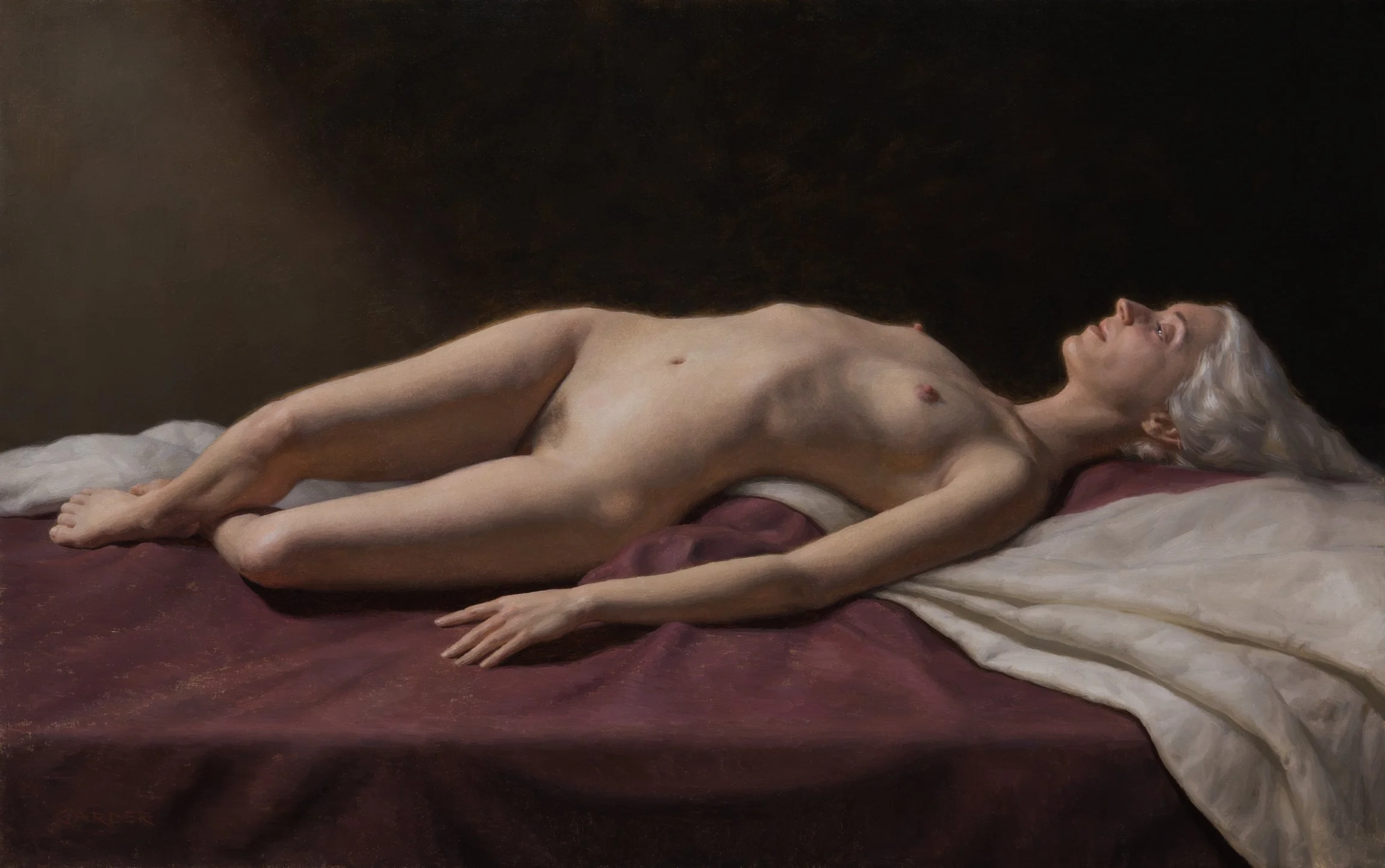 Garder-Elizabeth-Reclining-02.jpg