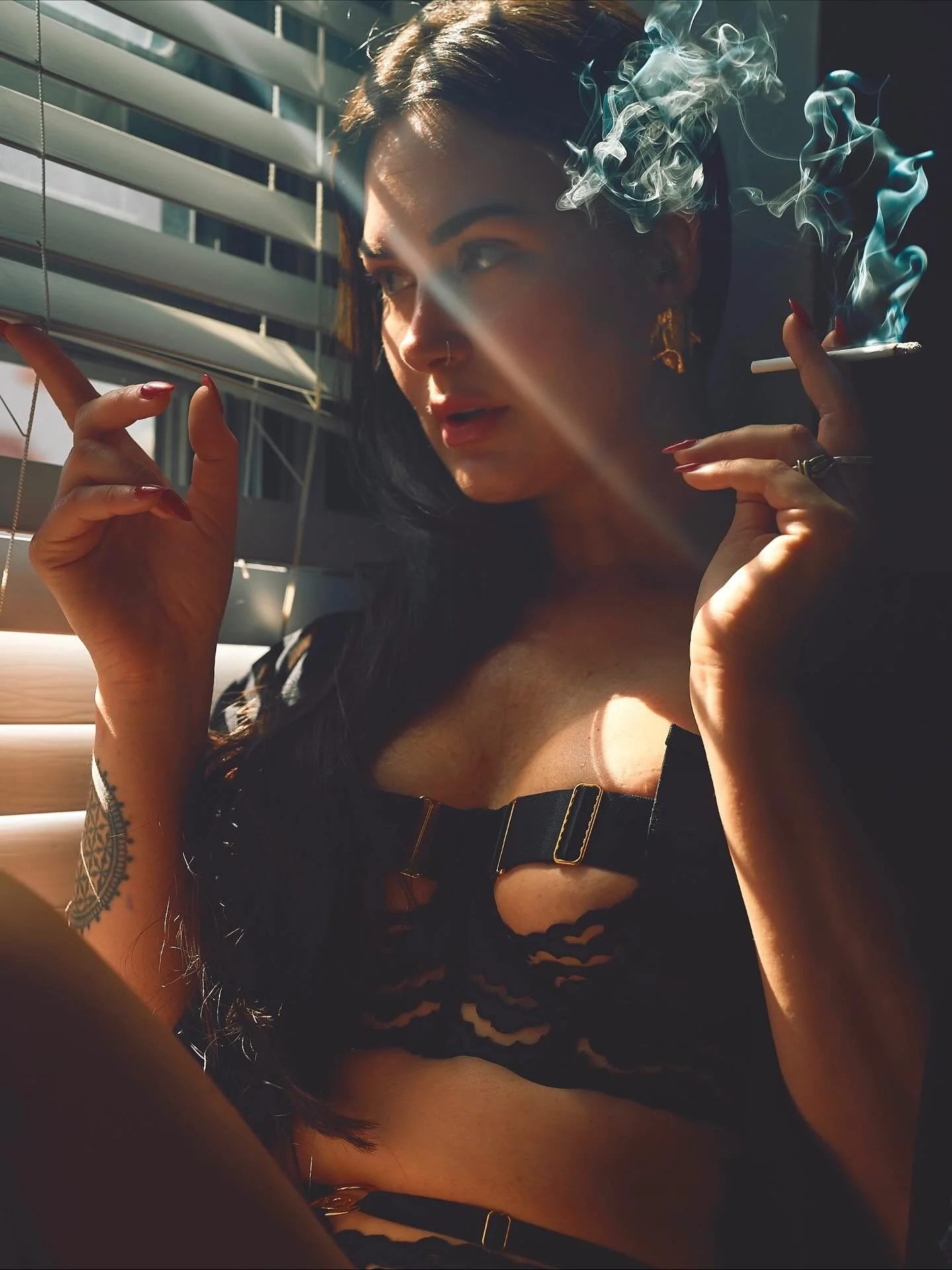 &ldquo;you wait for a glimpse, I wait for nothing&rdquo;

&mdash;Contessa Klaudia Keys 🗝️

Wearing @atelierbordelle from 
@workingirls.lingerie 💋

📷 @bruno_destombes