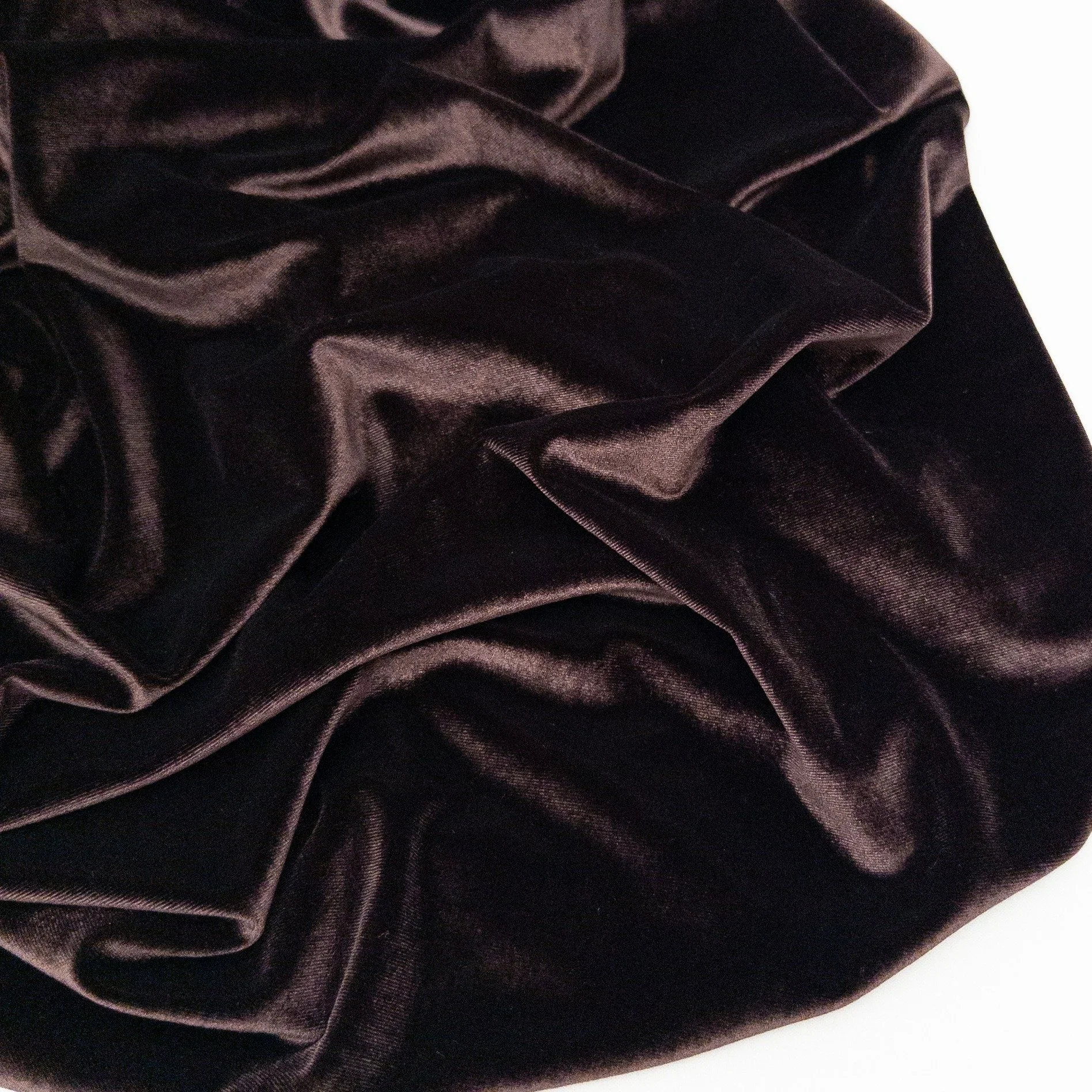 Our elegant stretch velvet, Sophia, is a must-have for your holiday collection ✨

The soft, plush texture and added stretch combine comfort and luxury. Available in 10 colours (including our new Espresso shade) and in stock now!

#gordonfabricsltd #f