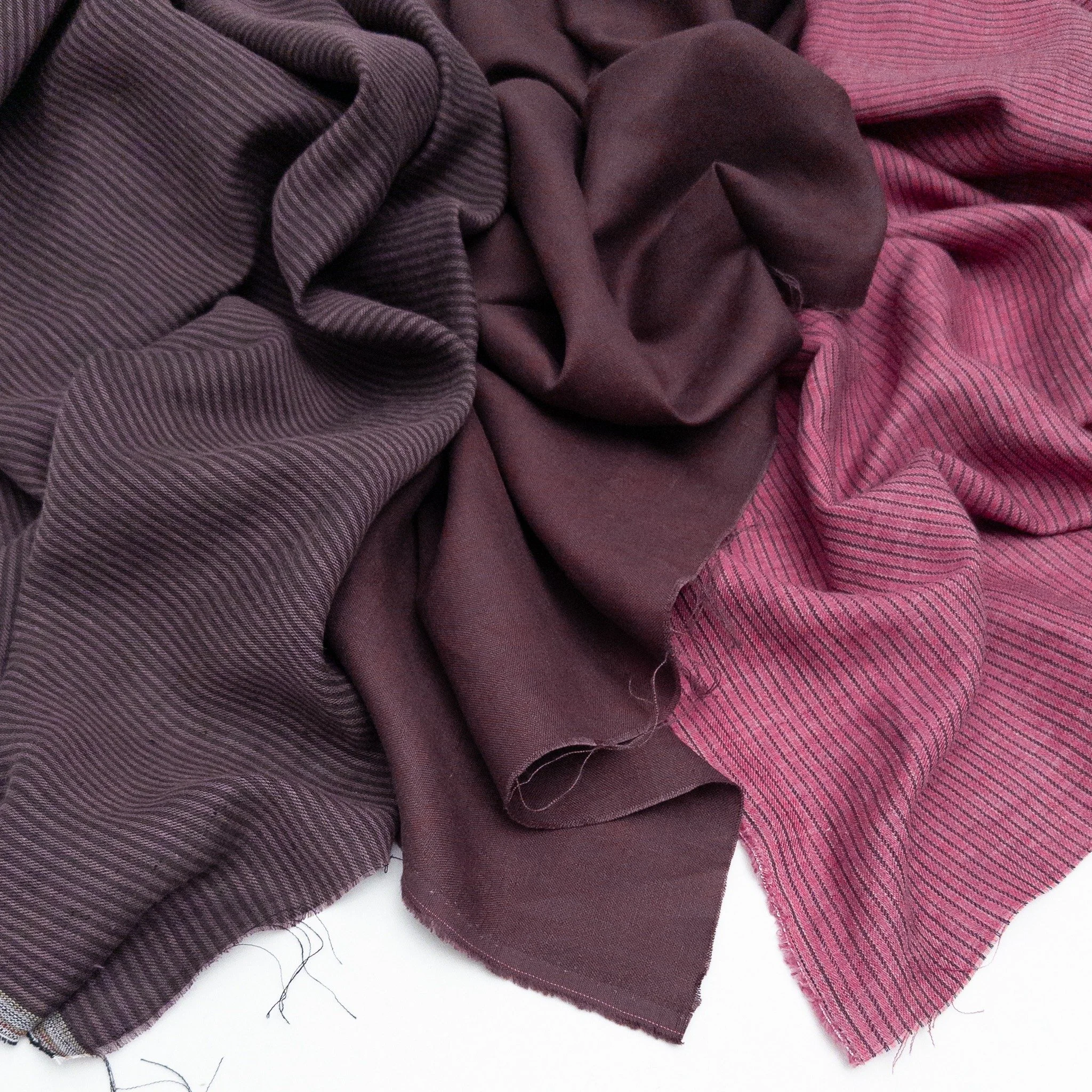 Where deep Plum meets vibrant Magenta in a palette that&rsquo;s both playful and elegant.

Experience these hues in our newest Utopia yarn-dyed stripes and Lana linen solid.

#gordonfabricsltd #fw26 #fallfabric #fallhues #fallinspo #linen #fashionfab
