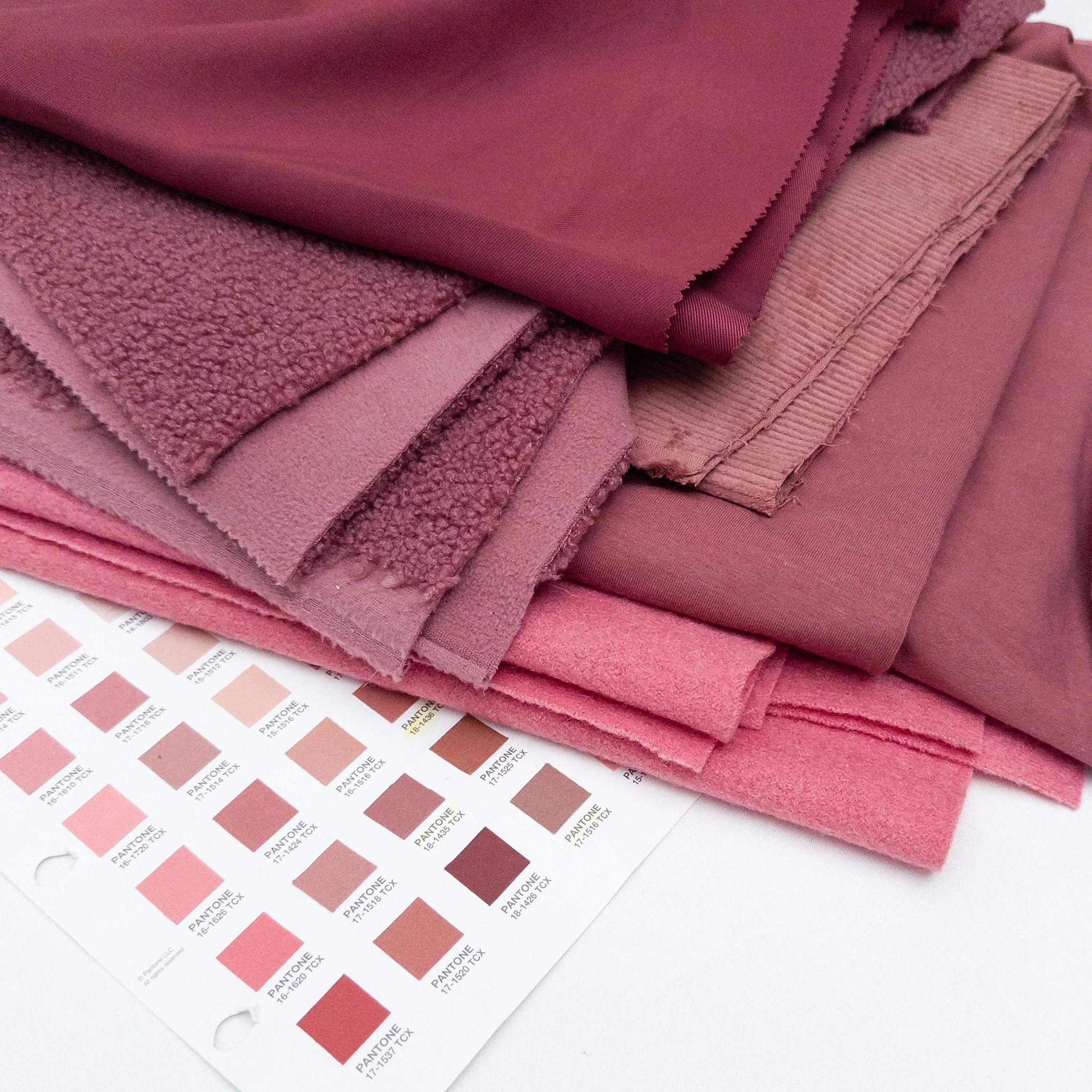 Bring a touch of romantic softness to your fall/winter collection with these rosy pinks 🩷

#gordonfabricsltd #fw26 #fallfabric #fashionfabric #fallinspo #sherpa #wool #tencel #corduory #colourinspo